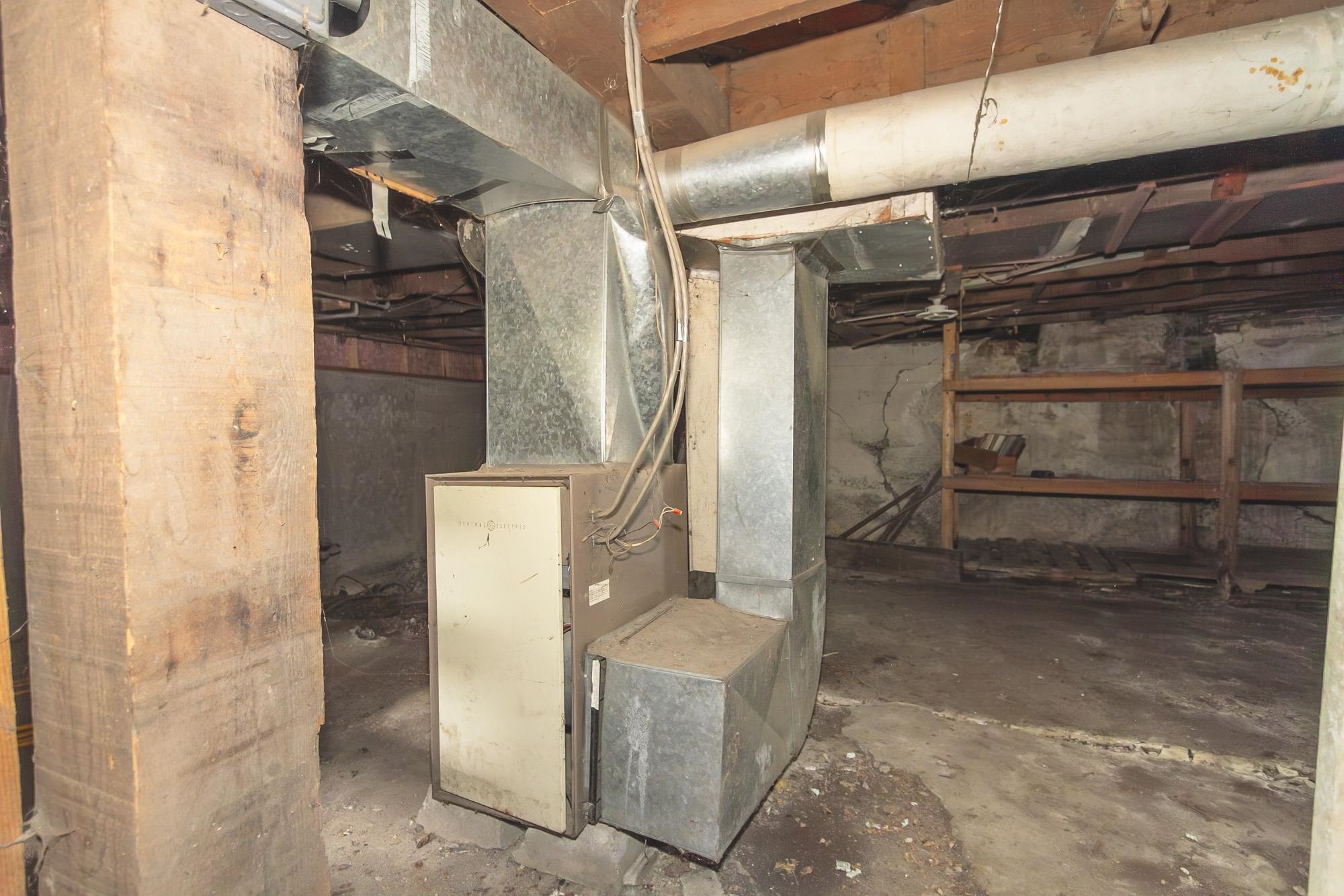 558 E 1st Ave - Photo 24