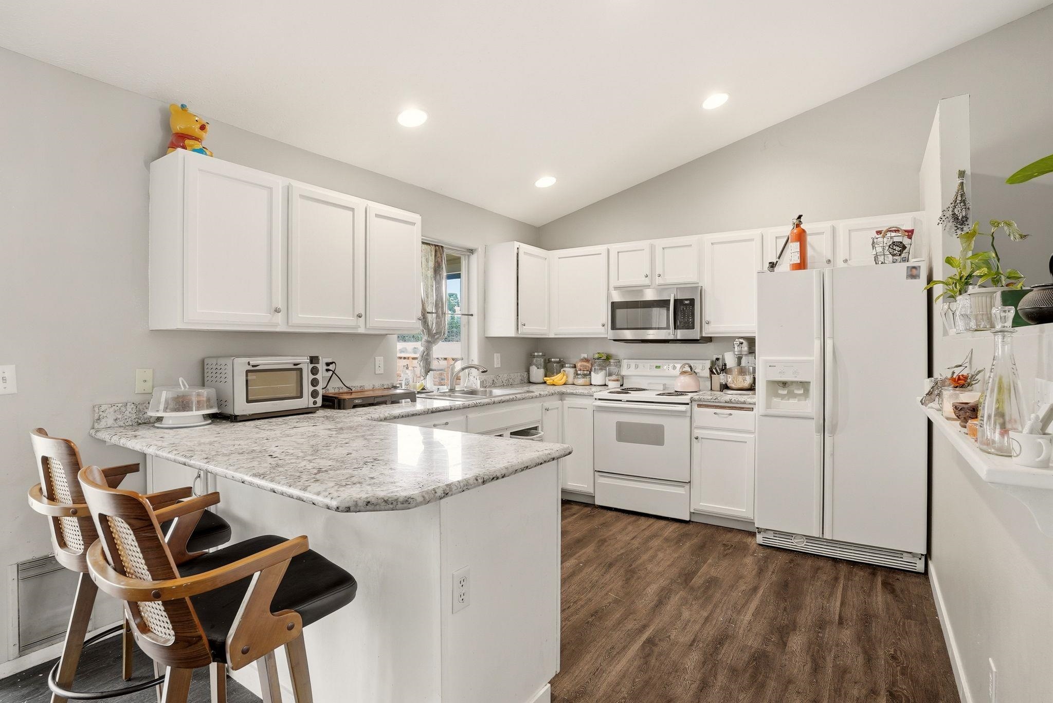 7322 W Links Ct - Photo 9