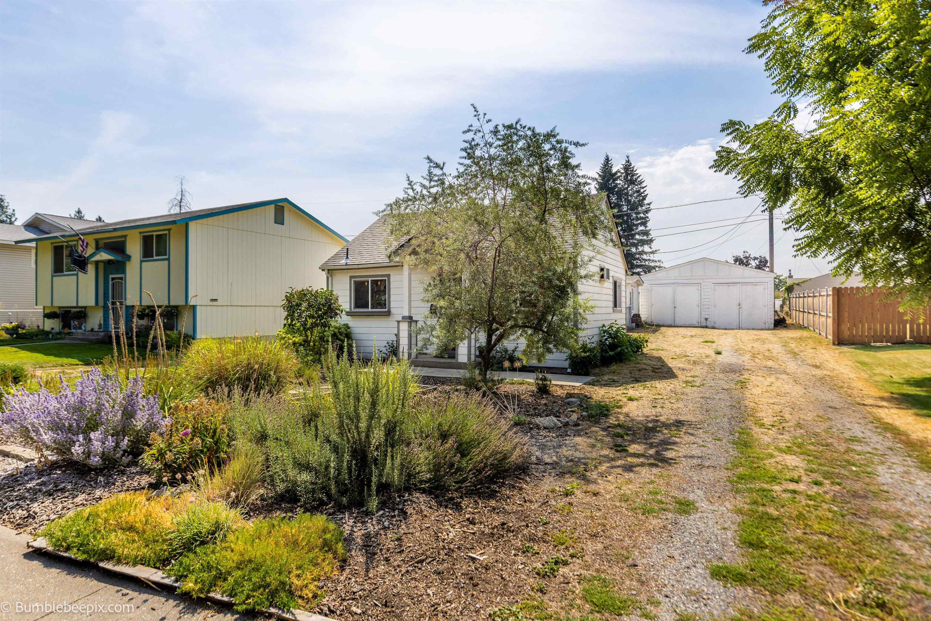 3832 E Bridgeport Ave - Photo 17
