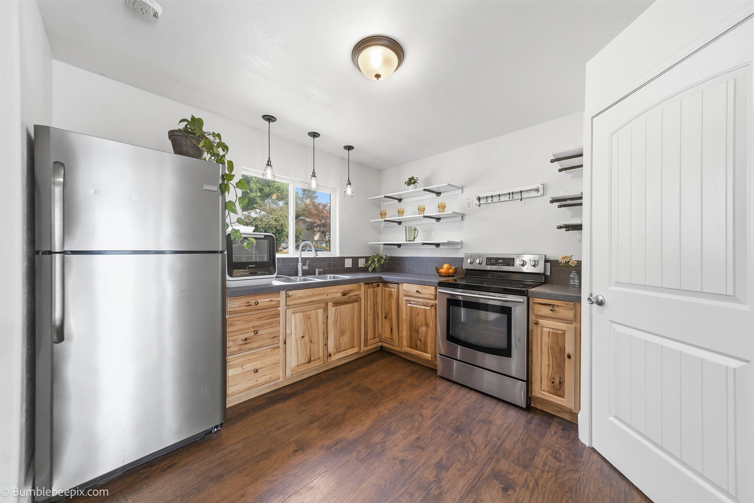 3832 E Bridgeport Ave - Photo 6