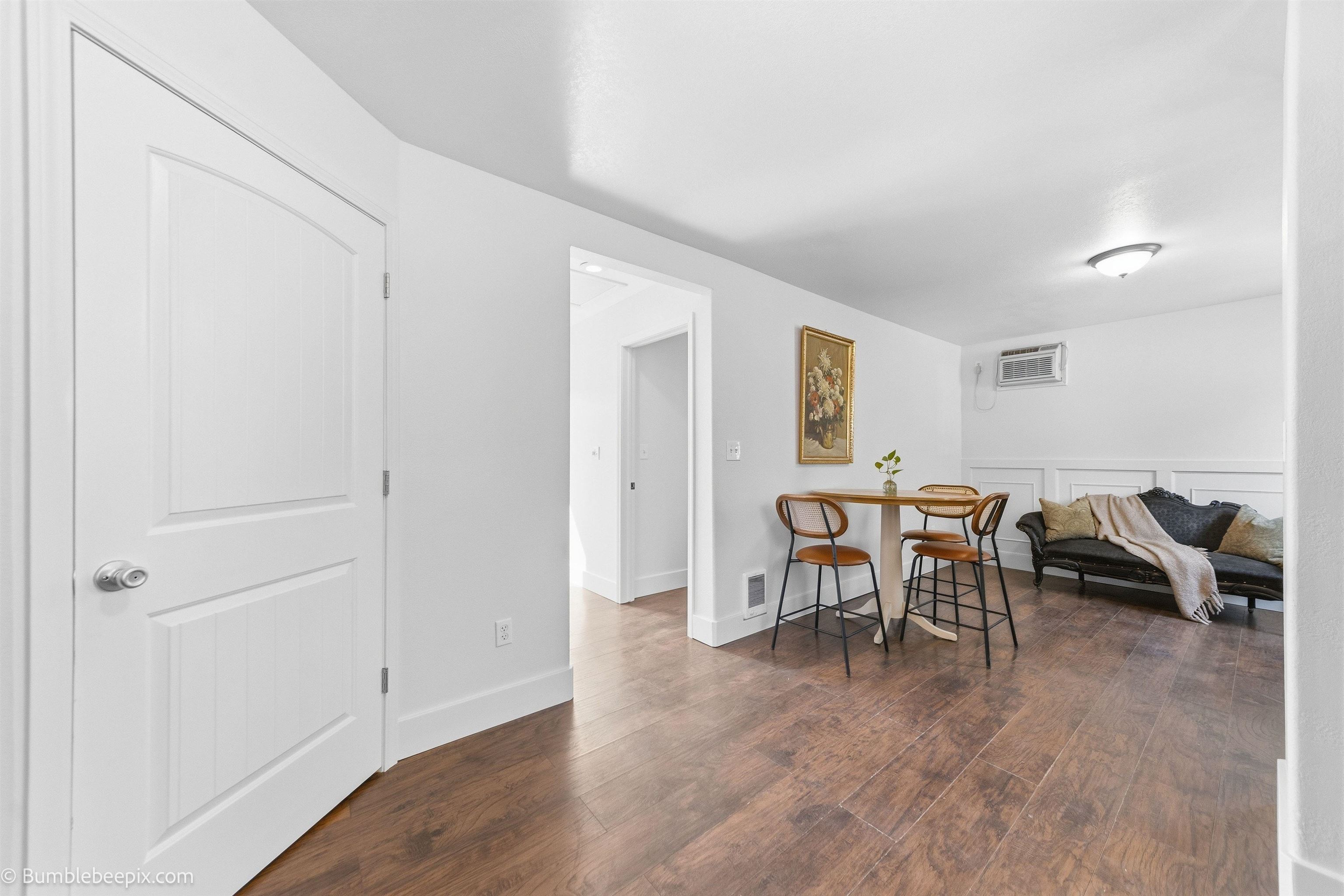 3832 E Bridgeport Ave - Photo 8