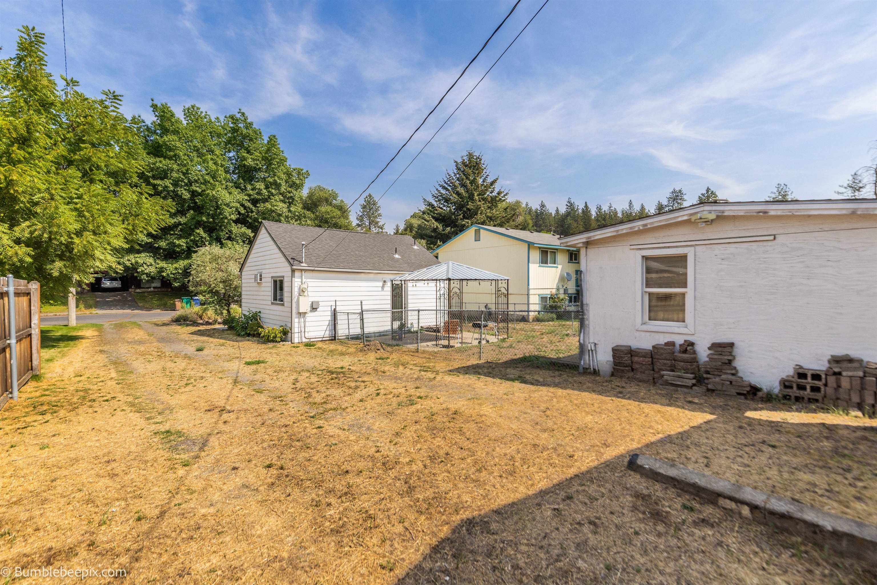 3832 E Bridgeport Ave - Photo 15