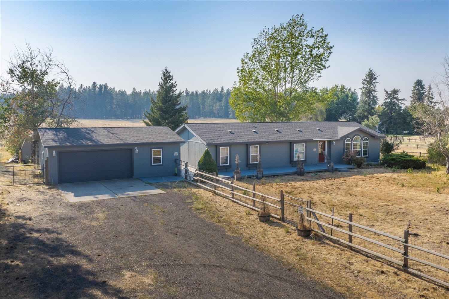 8724 S Cedar Rd - Photo 1
