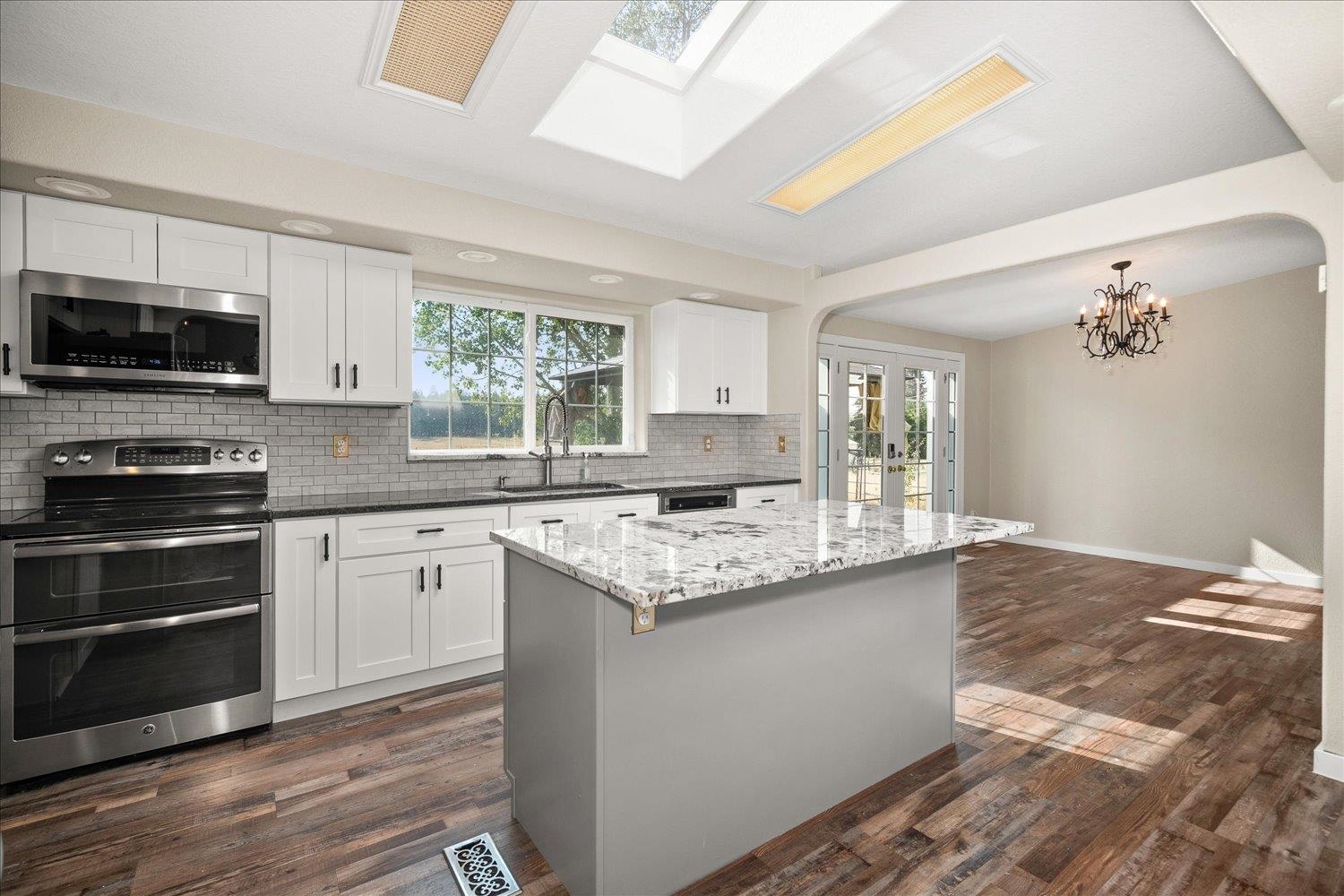8724 S Cedar Rd - Photo 18