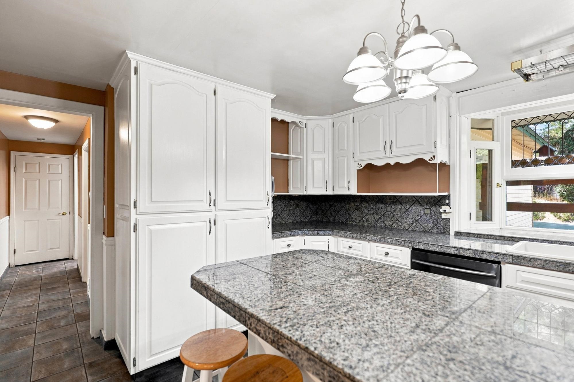 15615 W Euclid Rd - Photo 11