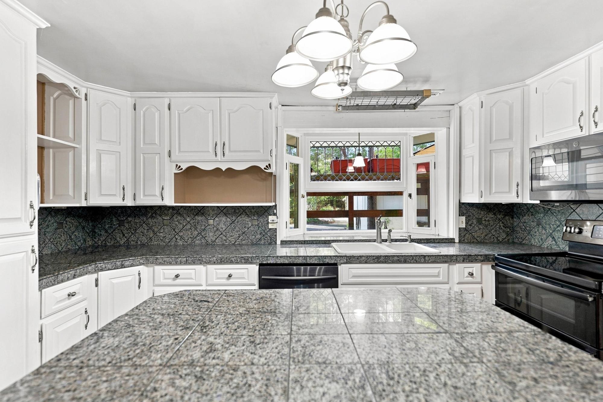 15615 W Euclid Rd - Photo 13