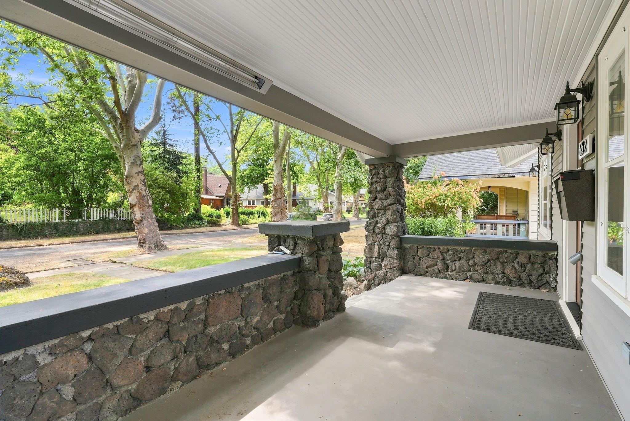 632 W 20th Ave - Photo 6