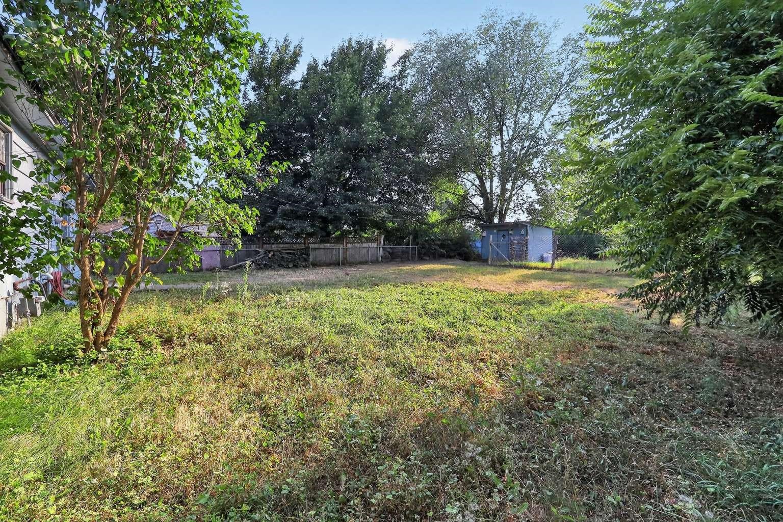 760 Kalmia St - Photo 38