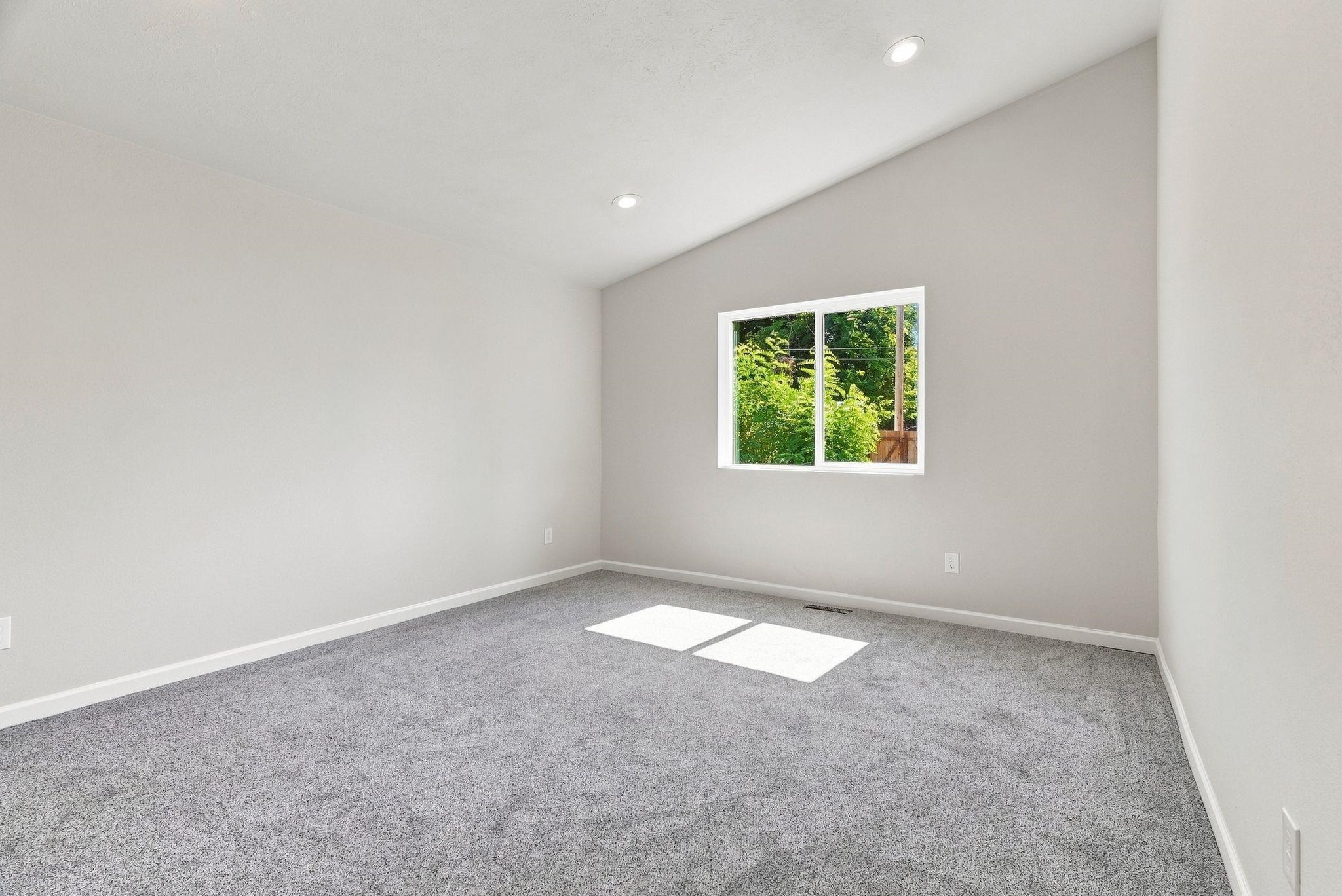 614 E A St - Photo 15