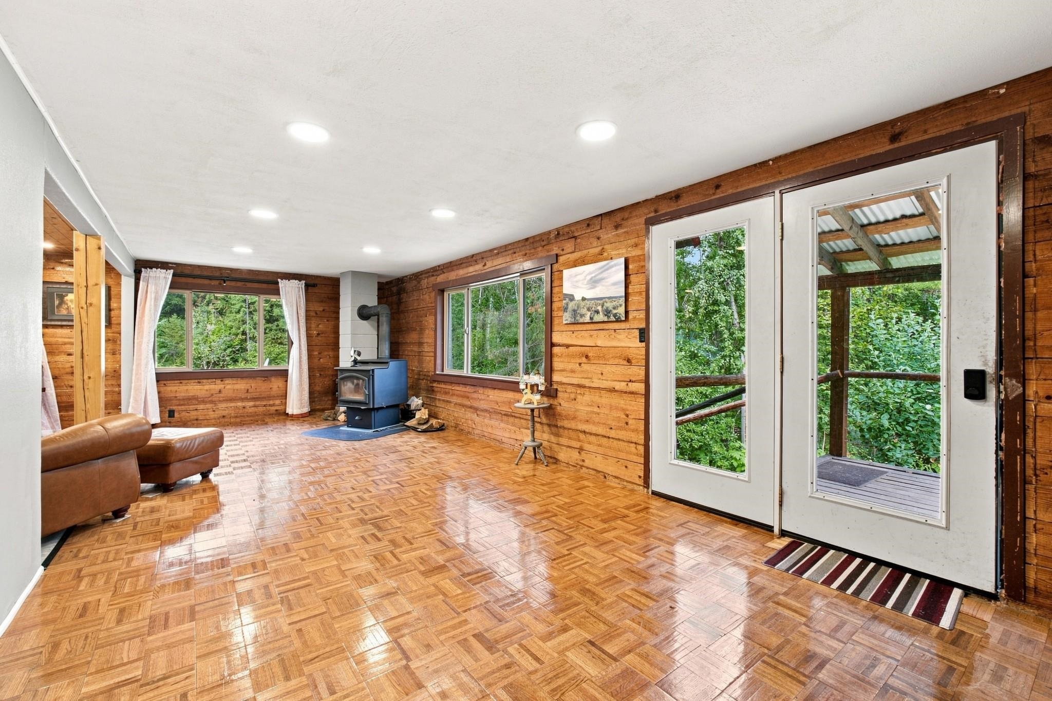 4776 N Northport-Waneta Rd - Photo 9