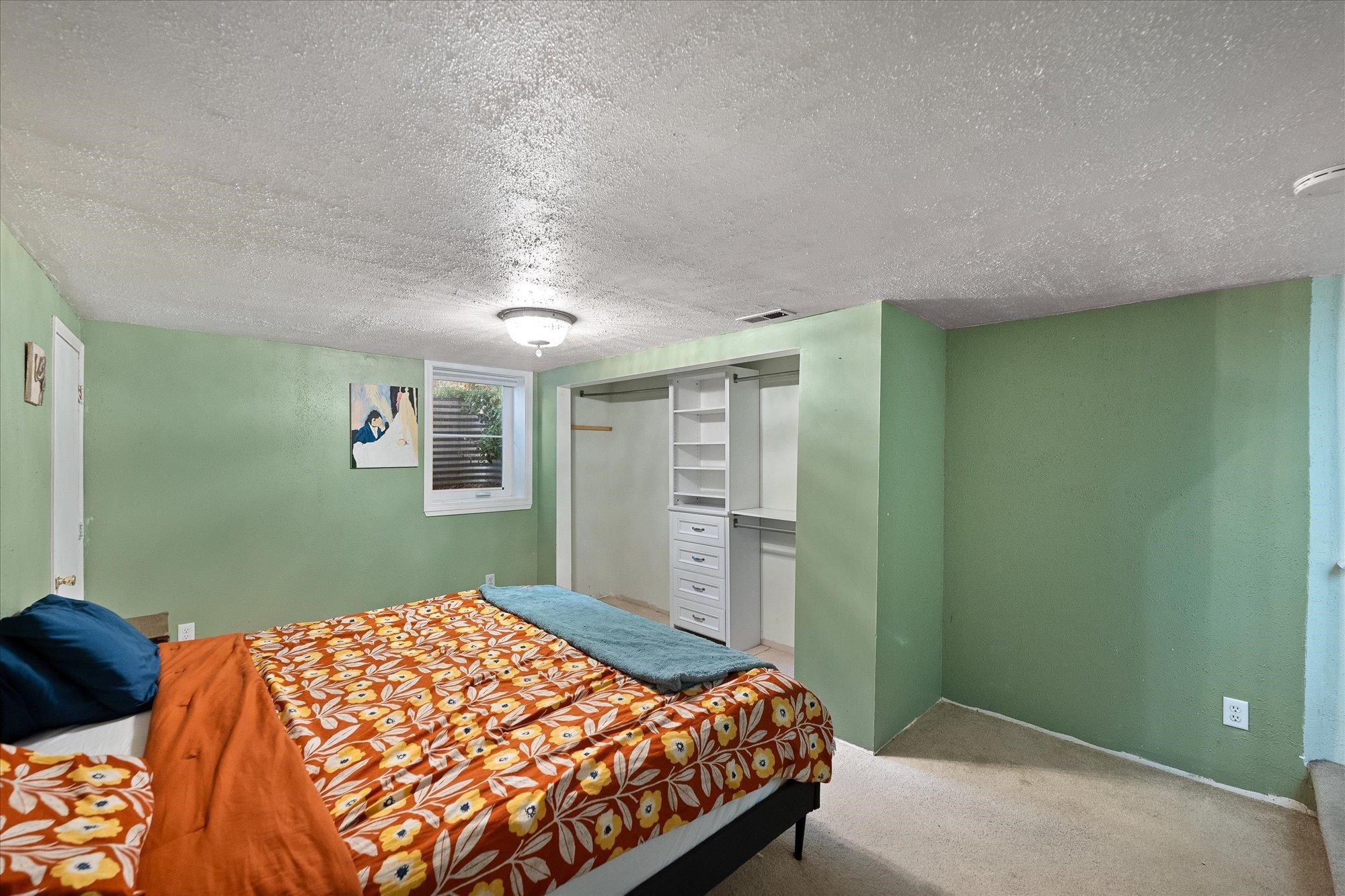408 E Crown Ave - Photo 10