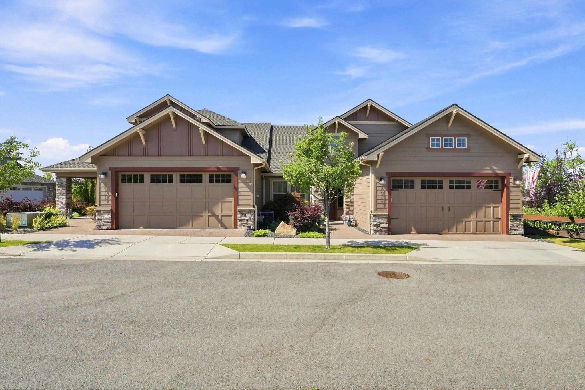 24317 E PINNACLE Ct - Photo 1