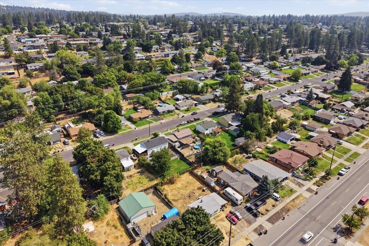 5811 N Forest Blvd - Photo 37
