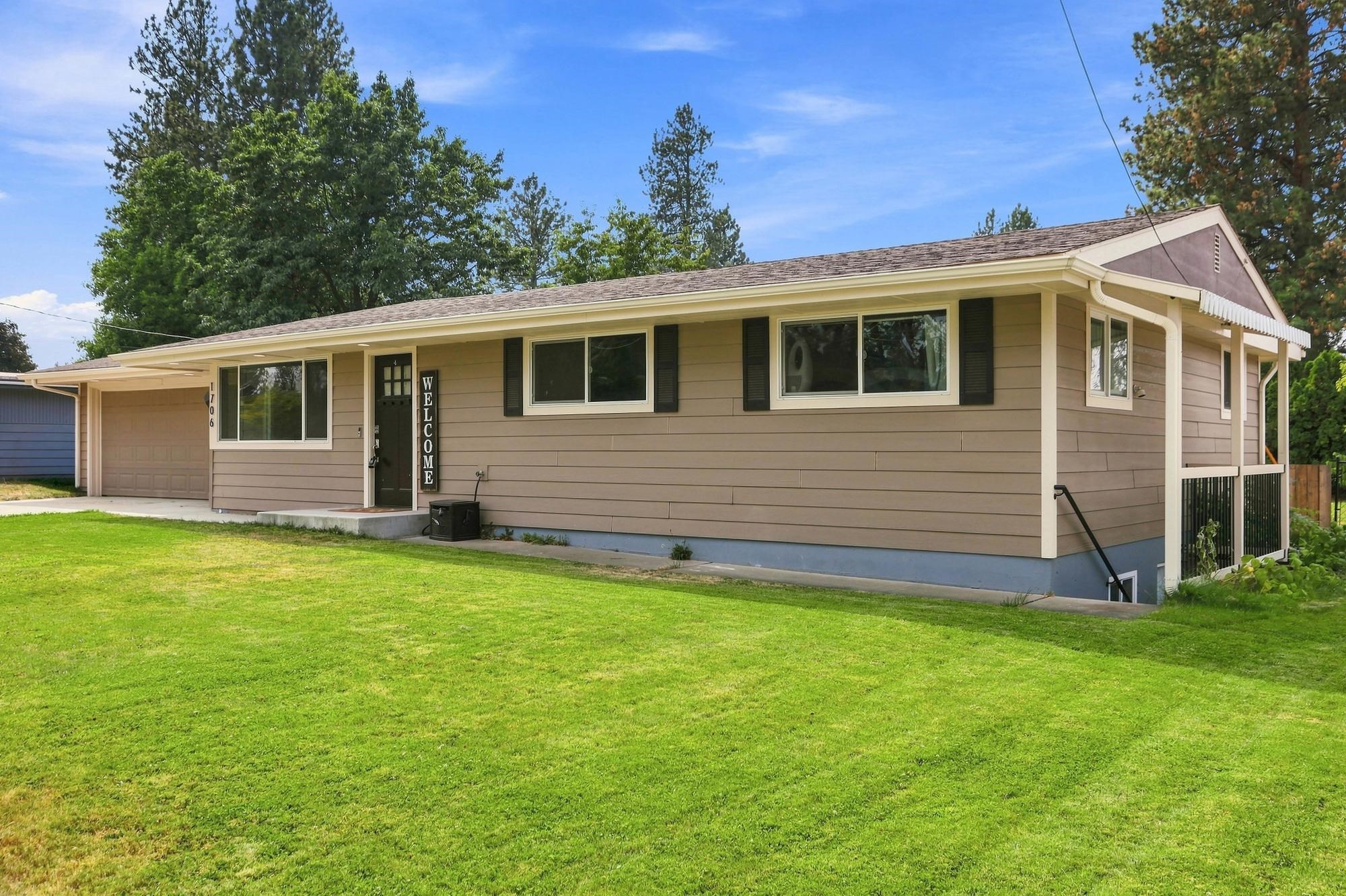 1706 S Pines Rd - Photo 3