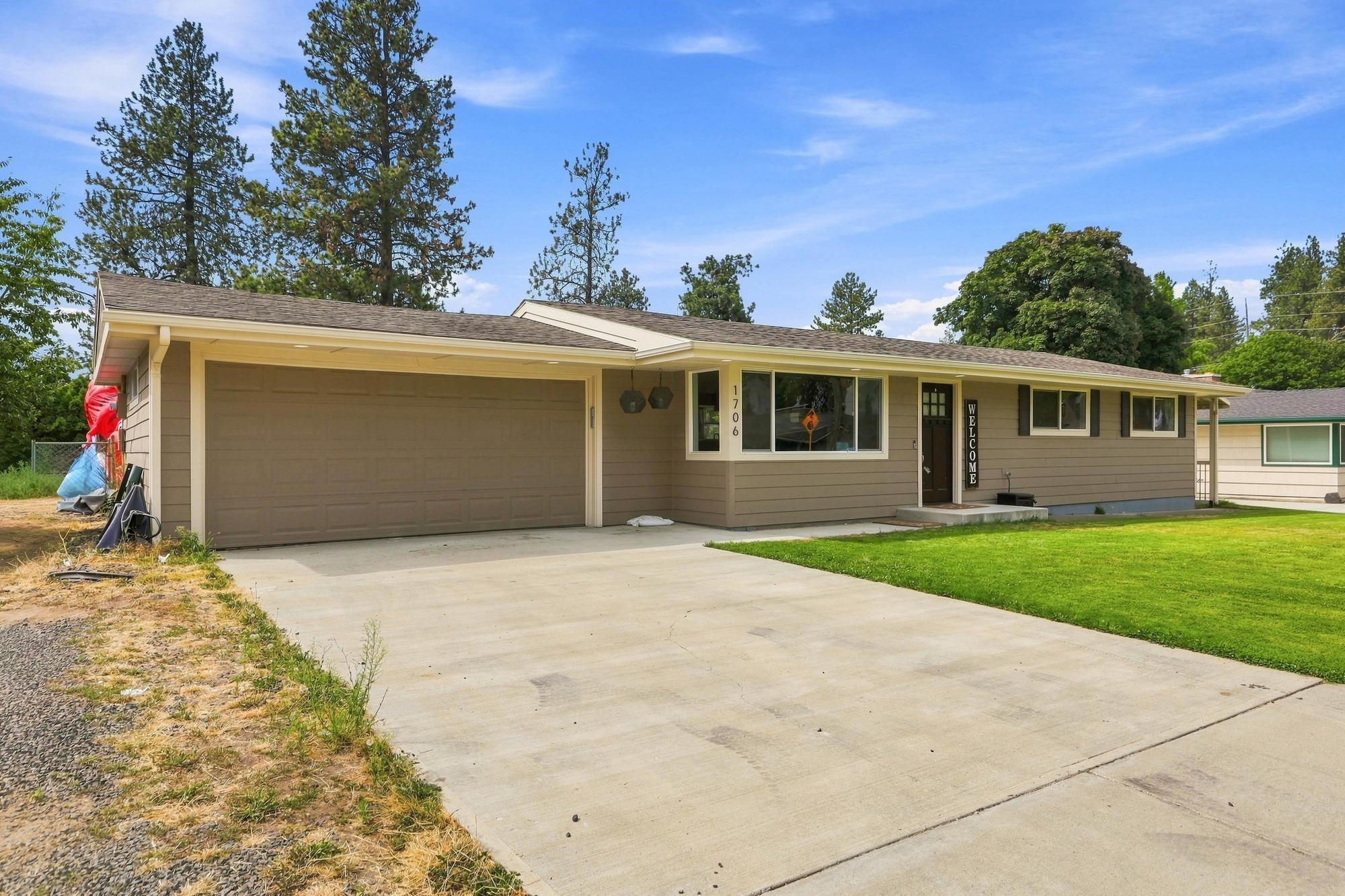 1706 S Pines Rd - Photo 4