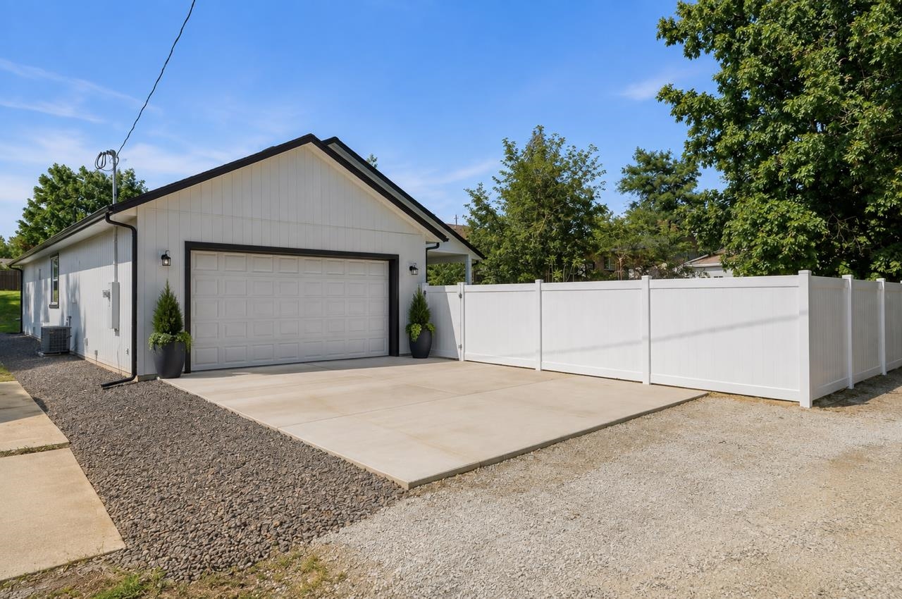 1500 E North Ave - Photo 37