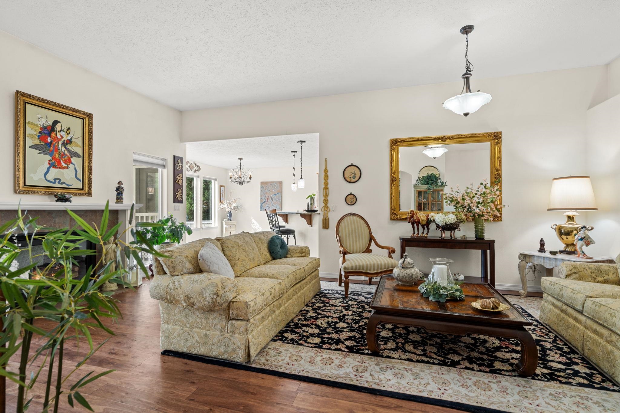 128 Marissa Ct - Photo 3