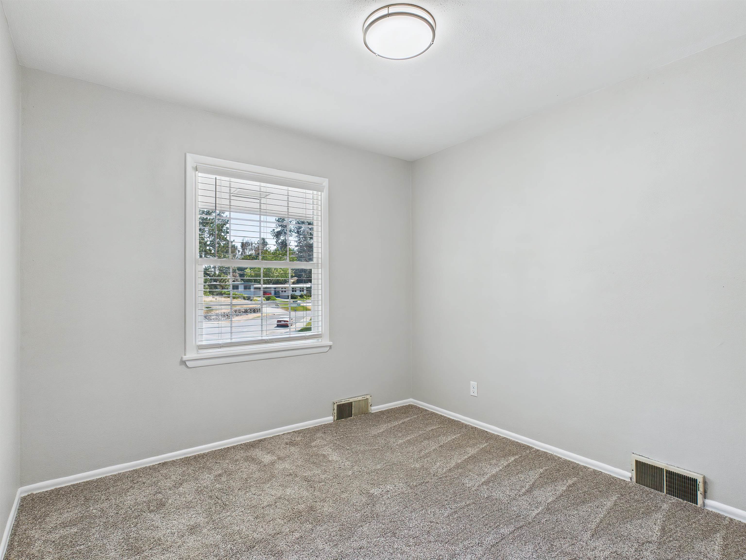5303 N Fairmount Pl - Photo 29