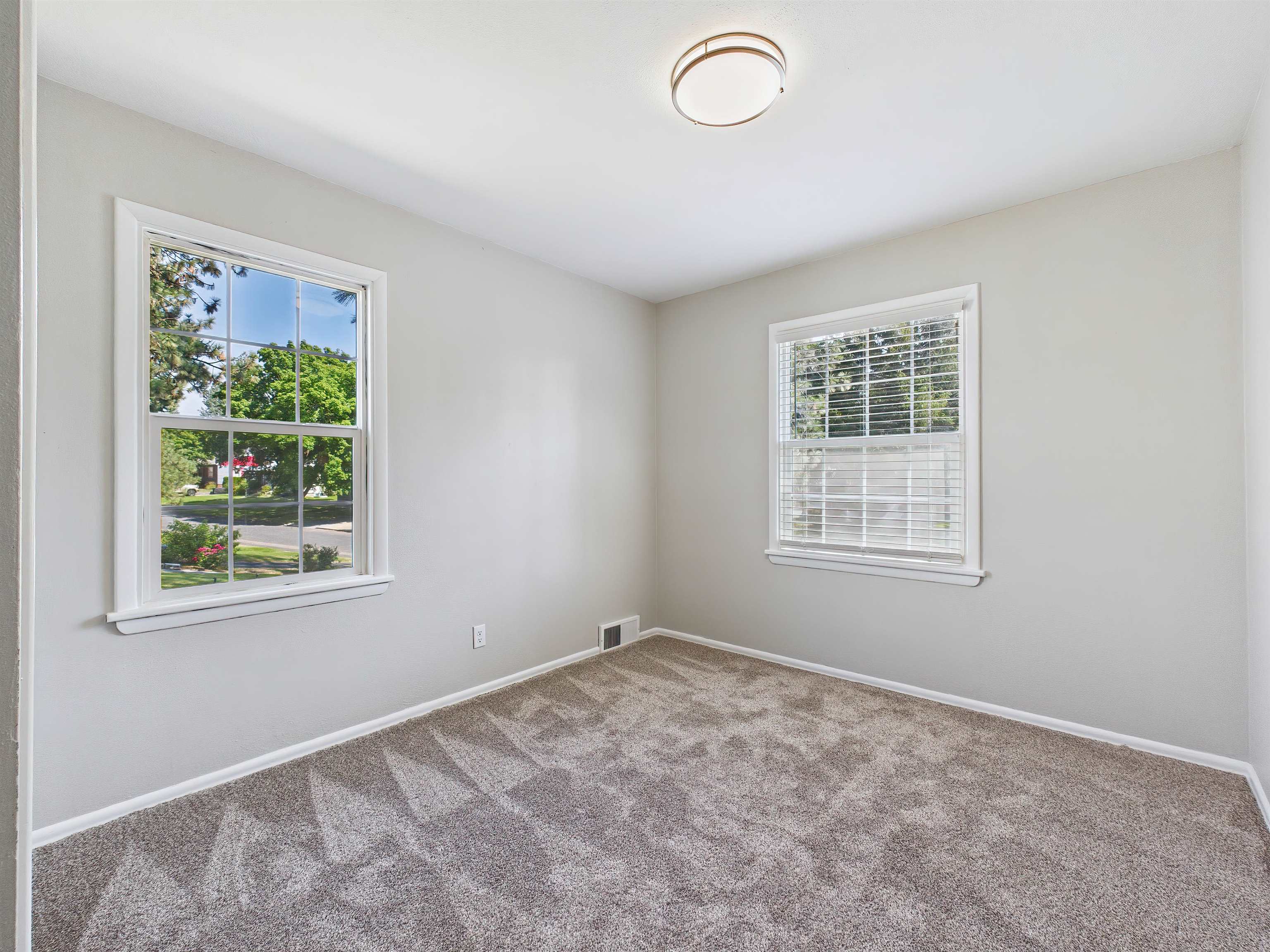 5303 N Fairmount Pl - Photo 31