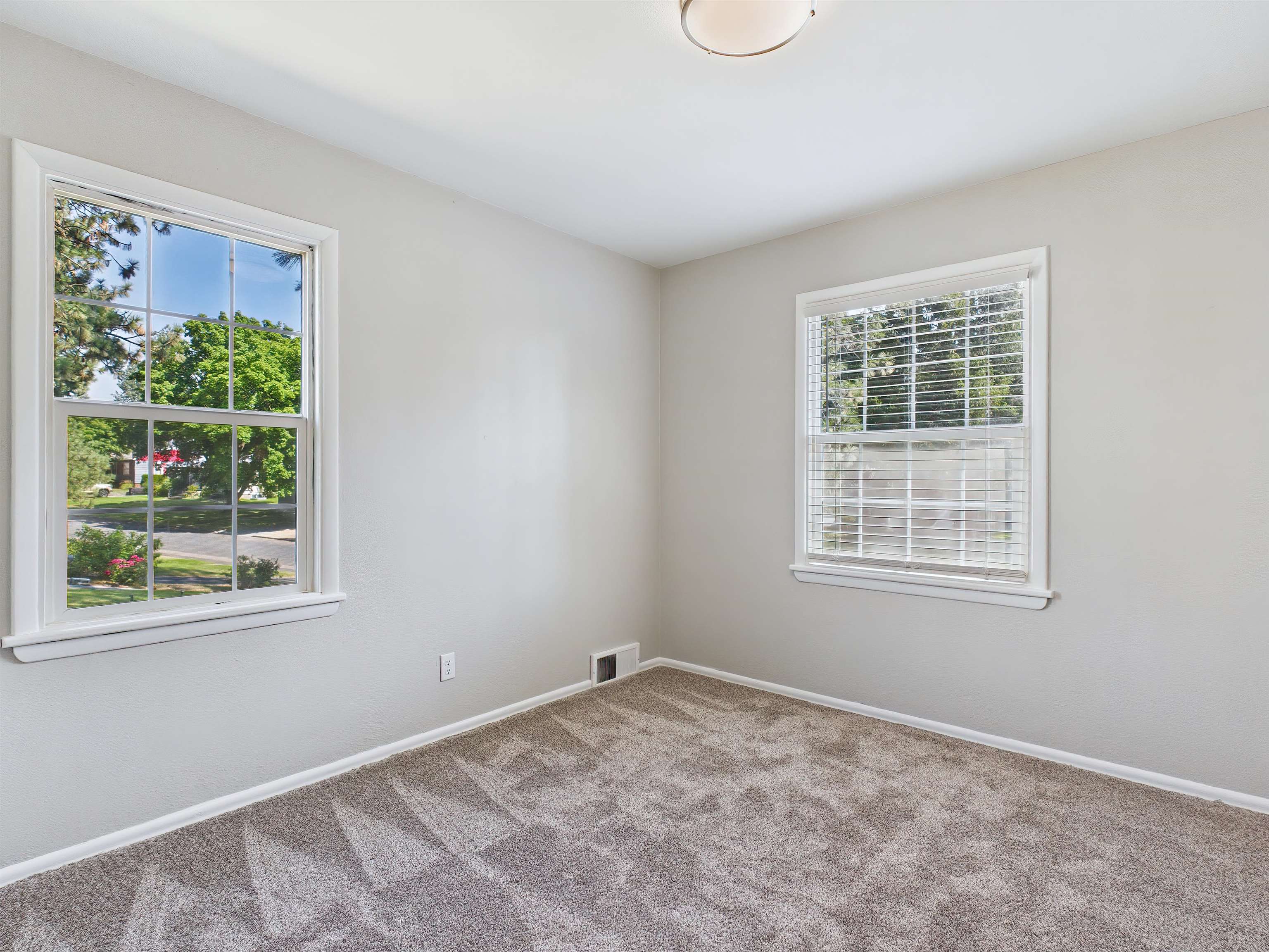 5303 N Fairmount Pl - Photo 32