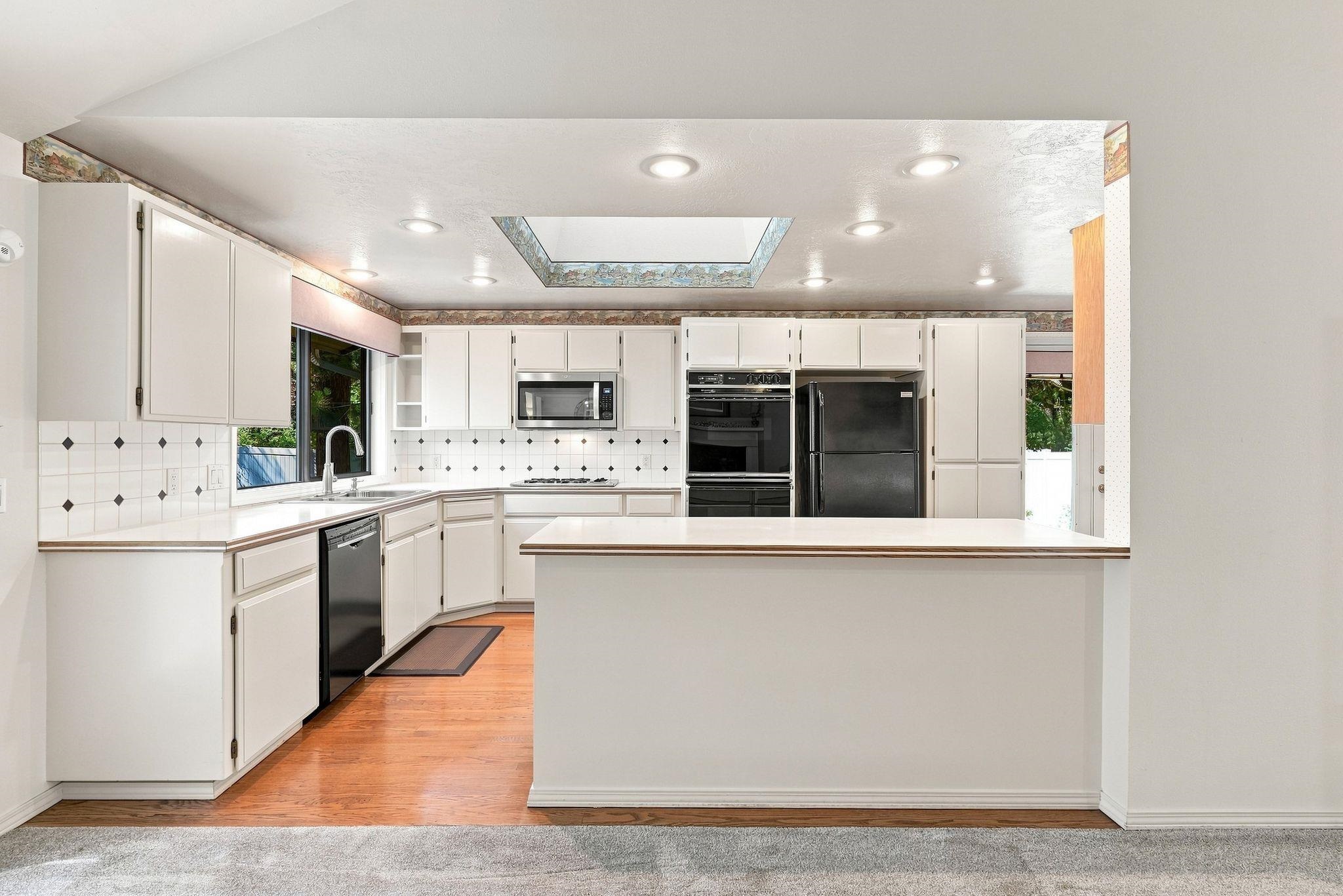 5227 W Alderwood Ave - Photo 6
