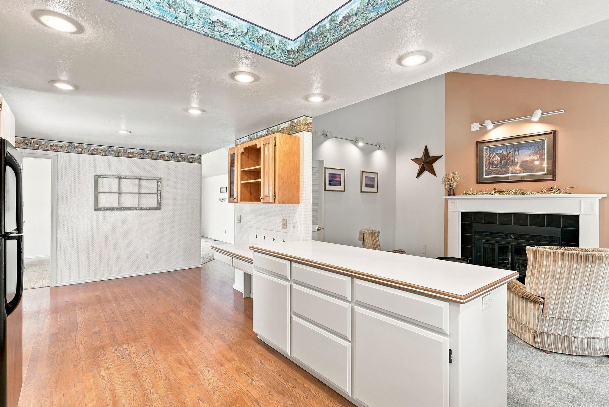 5227 W Alderwood Ave - Photo 5