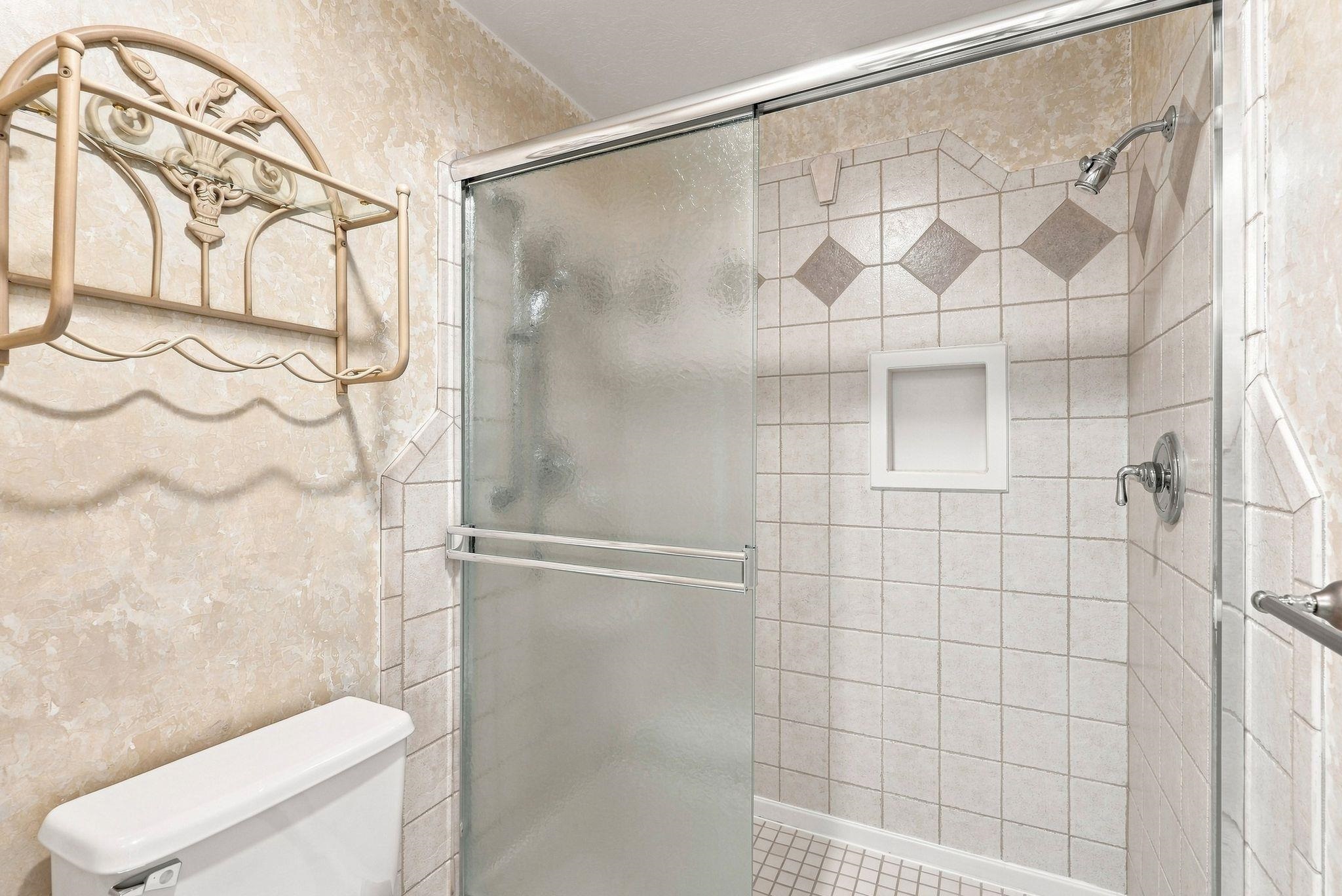 5227 W Alderwood Ave - Photo 22