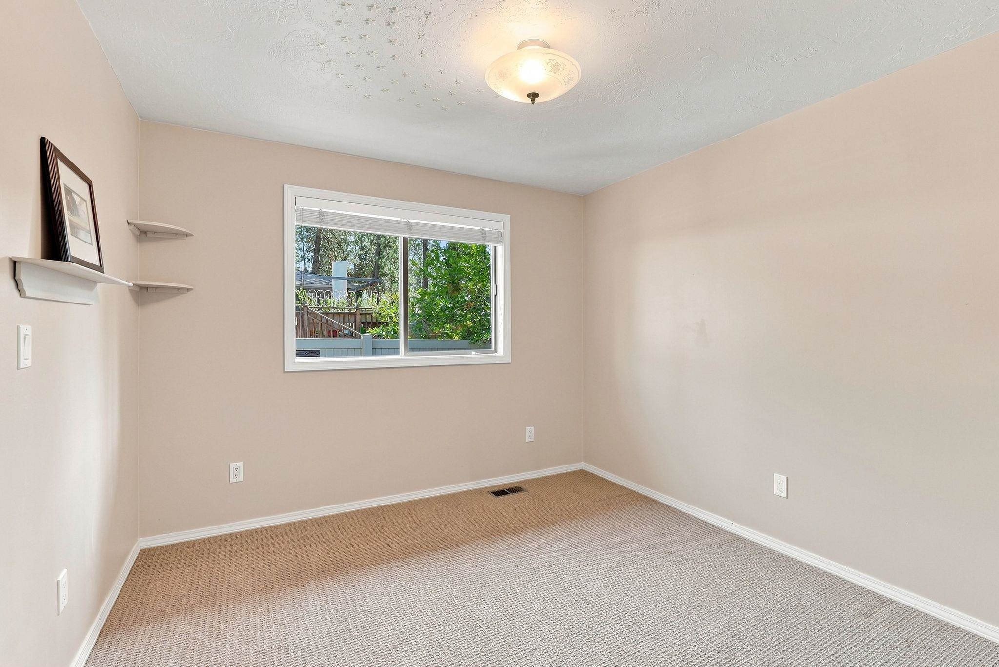 5227 W Alderwood Ave - Photo 23