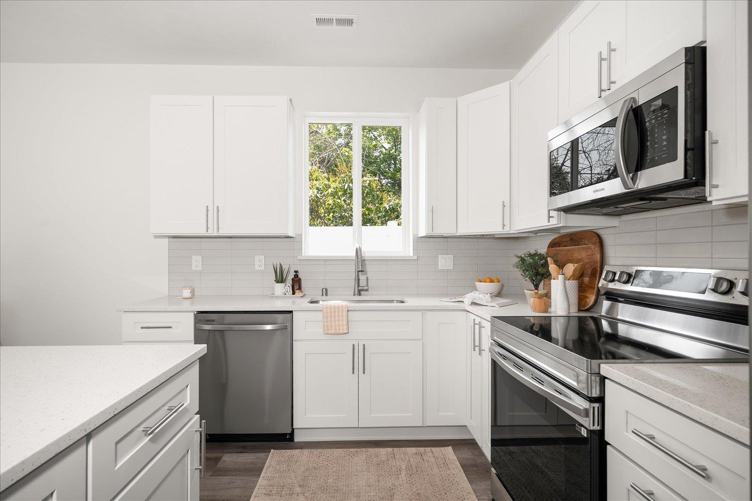 2616 E Wellesley Ave - Photo 10