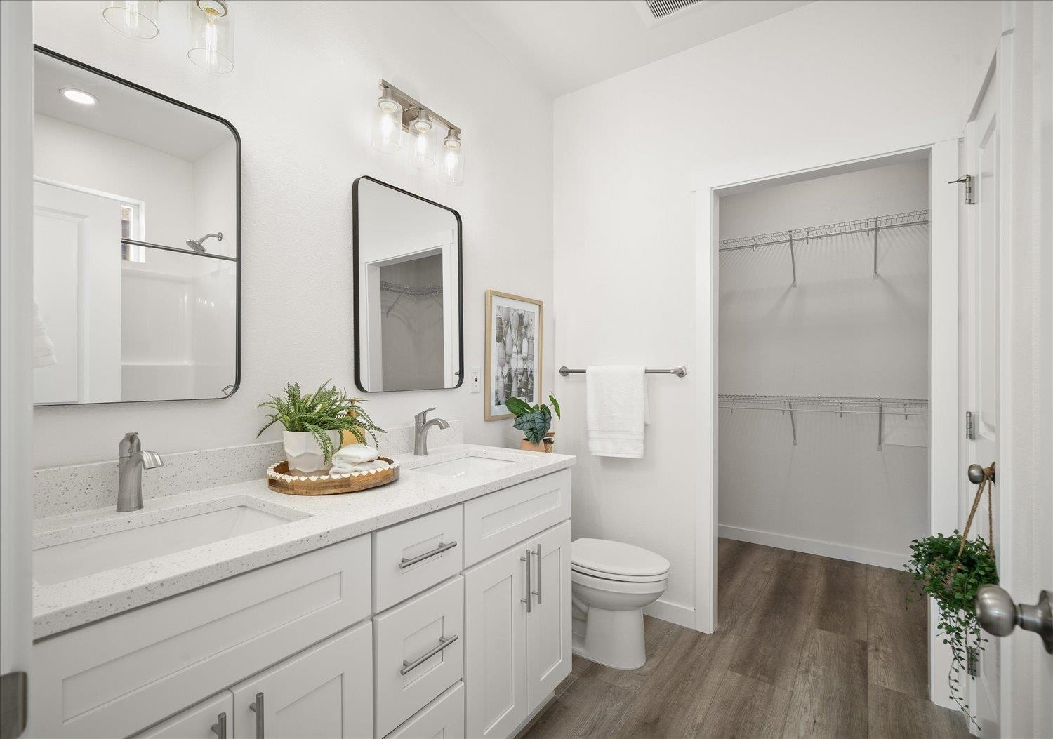 2616 E Wellesley Ave - Photo 14