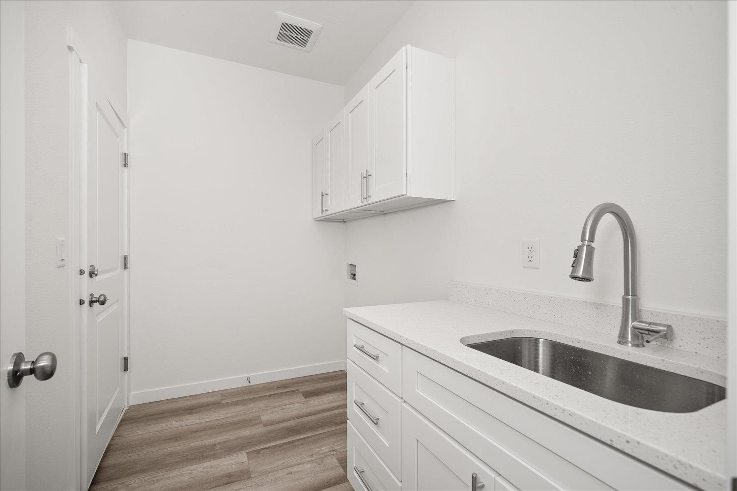 2616 E Wellesley Ave - Photo 19