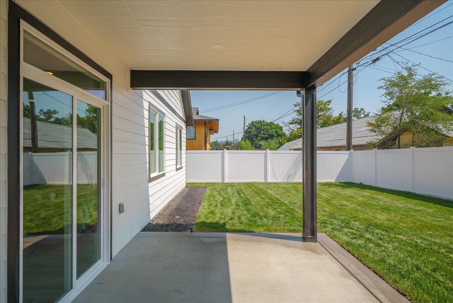 2616 E Wellesley Ave - Photo 21