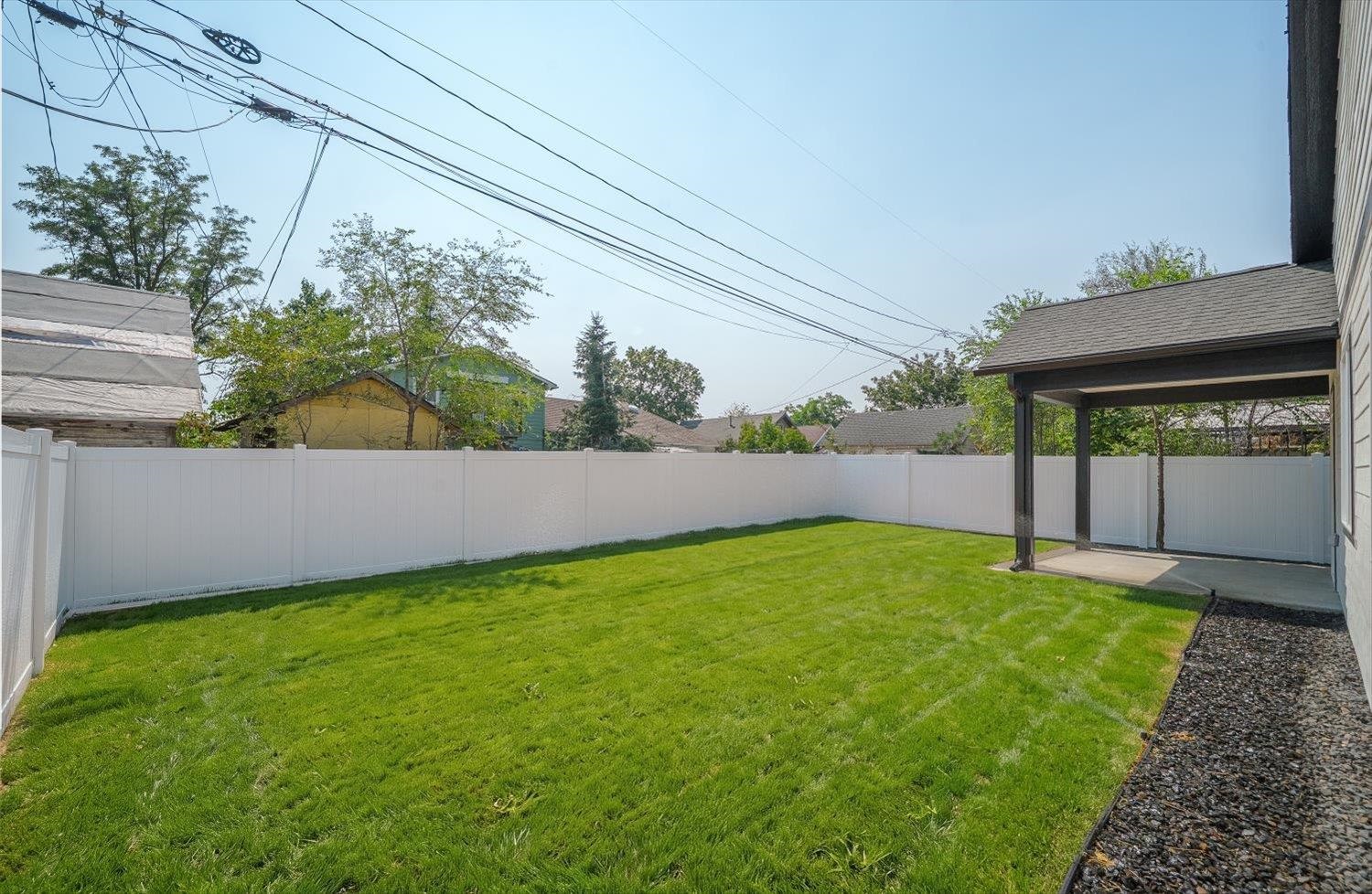2616 E Wellesley Ave - Photo 24