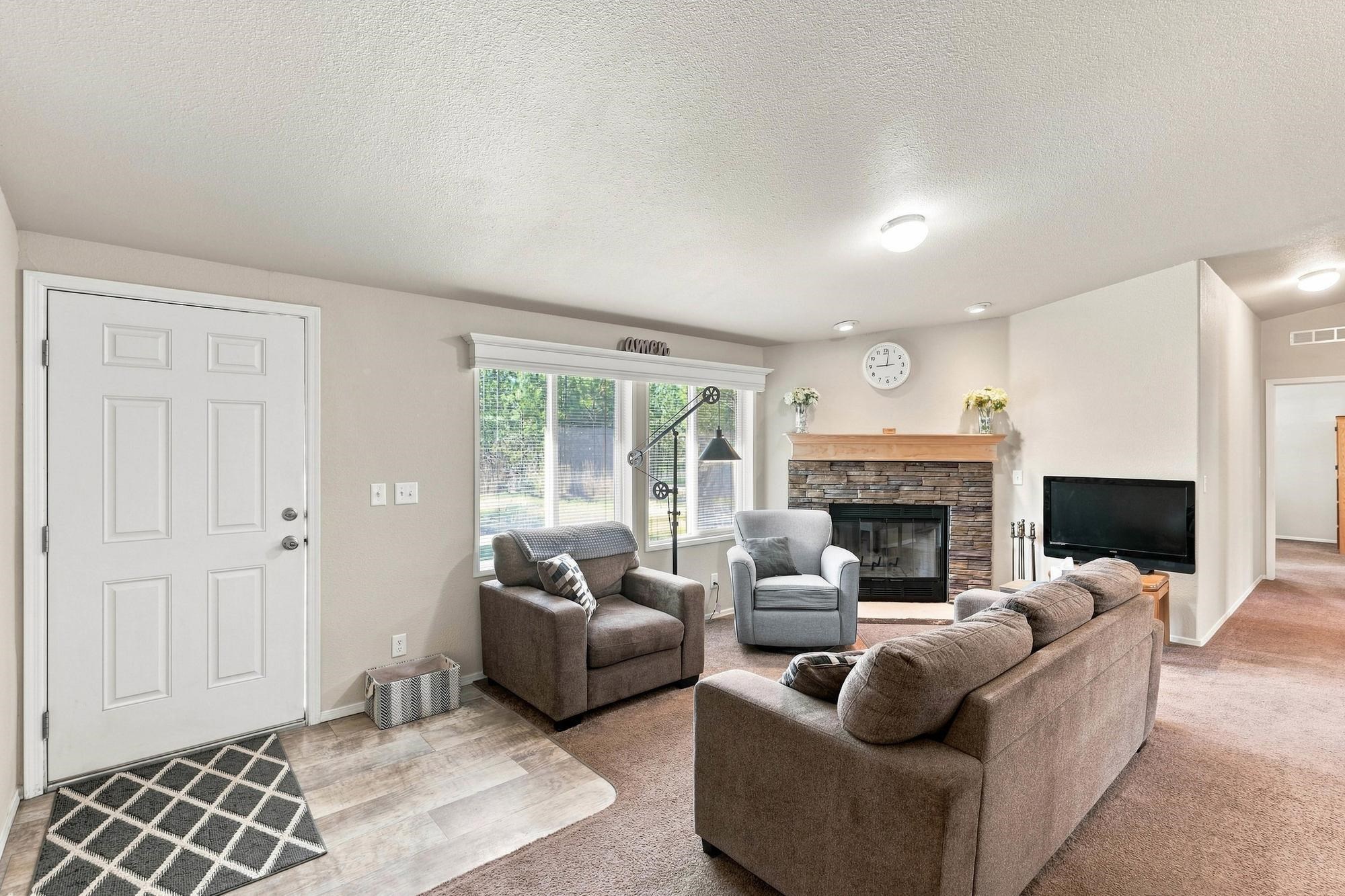 5508 W Antler Rd - Photo 3