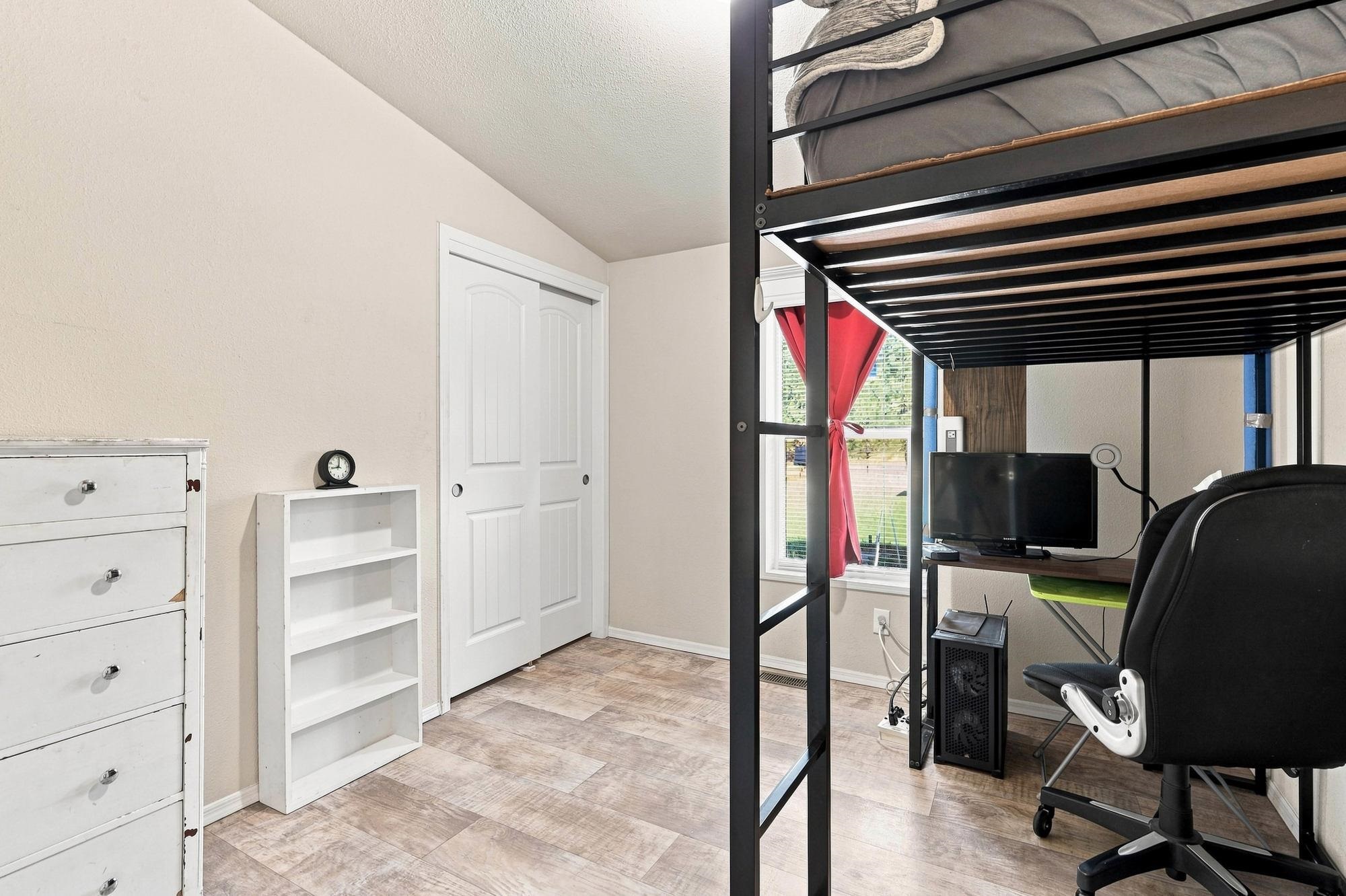5508 W Antler Rd - Photo 20