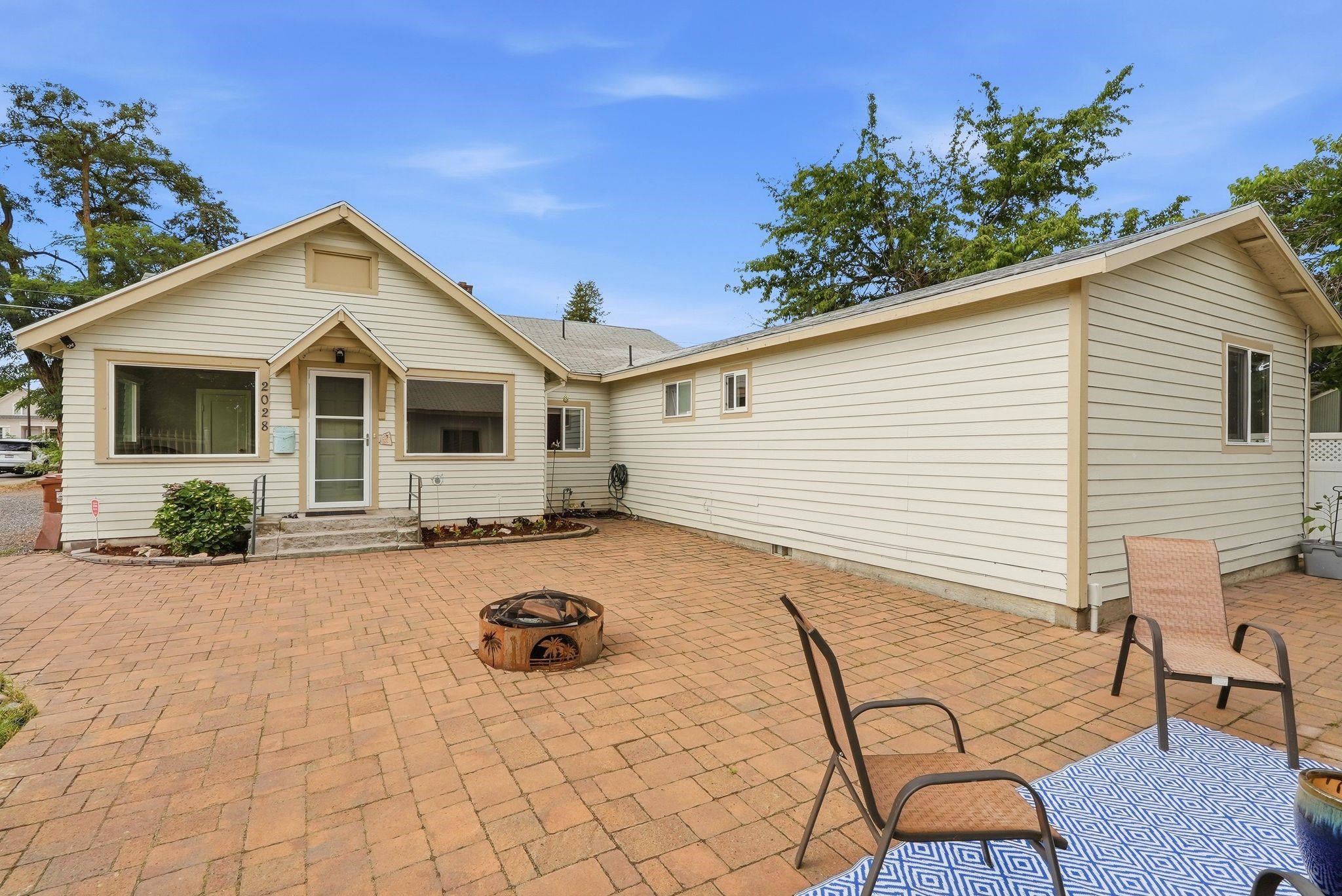 2028 E MISSION Ave - Photo 3