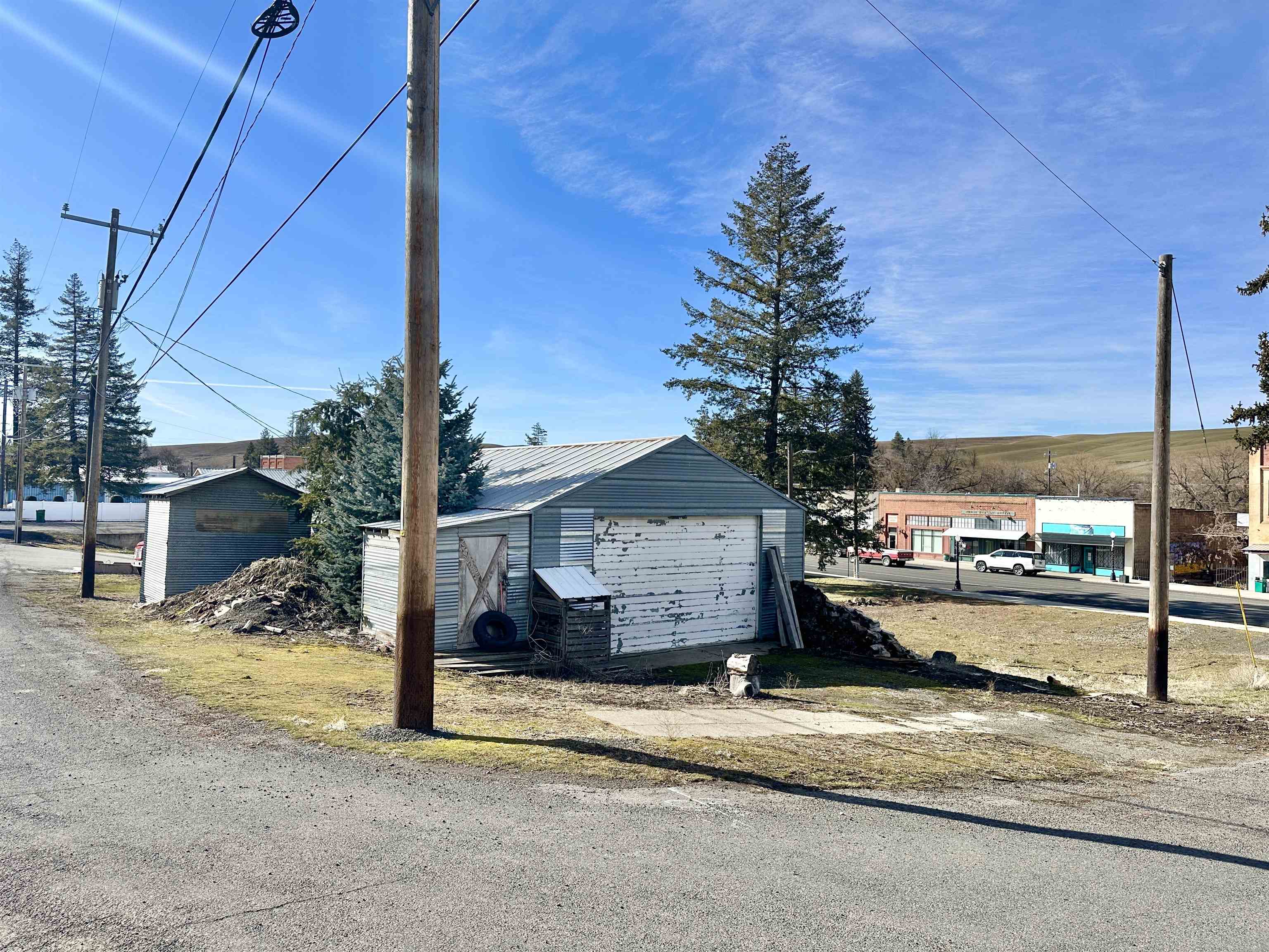 501 S Whitman St - Photo 1