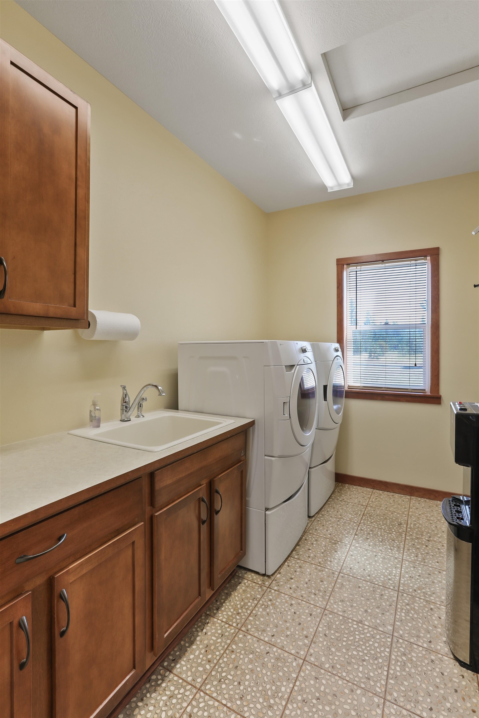 7508 N Garfield Rd - Photo 29