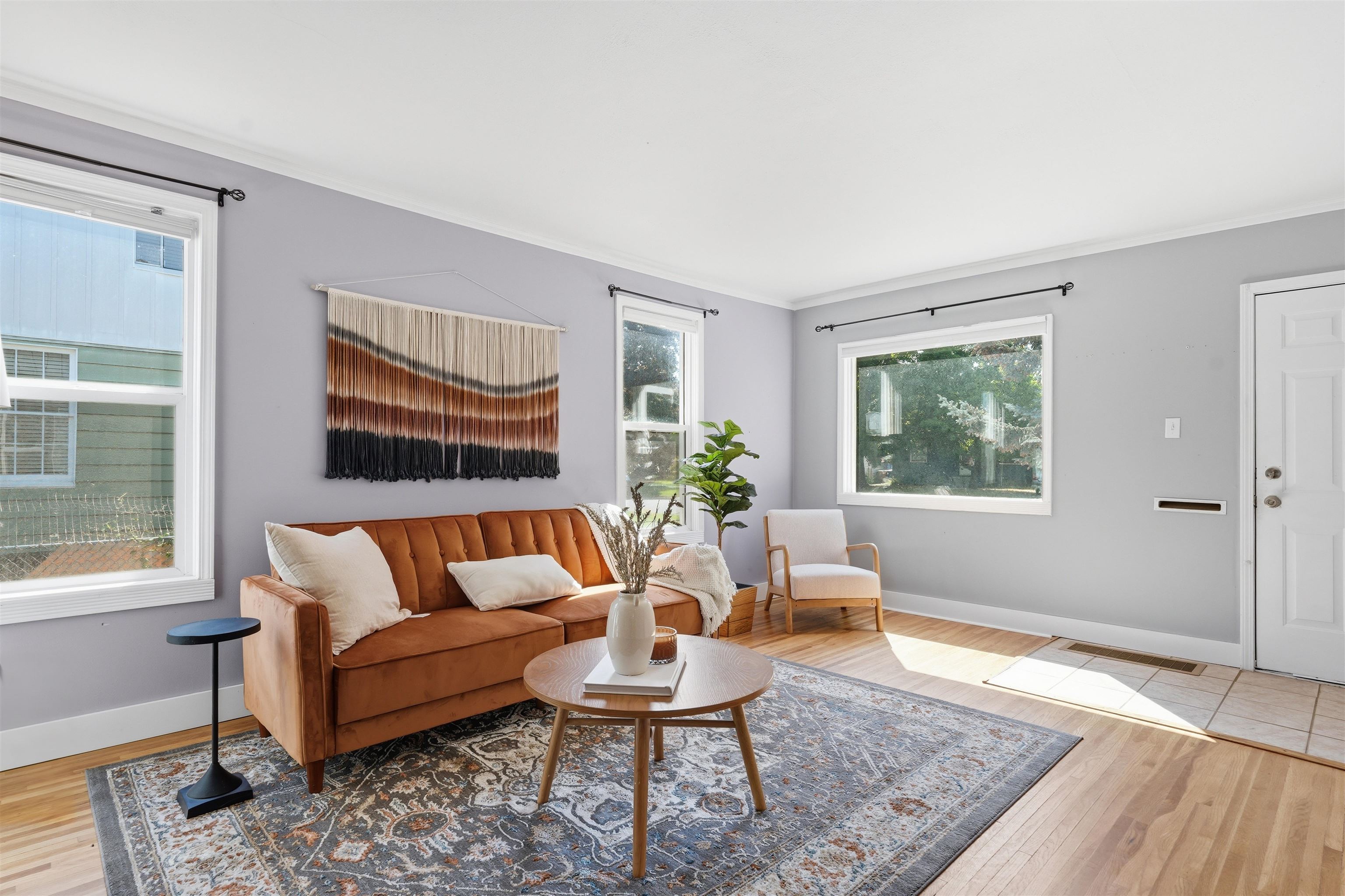 803 E 39TH Ave - Photo 5
