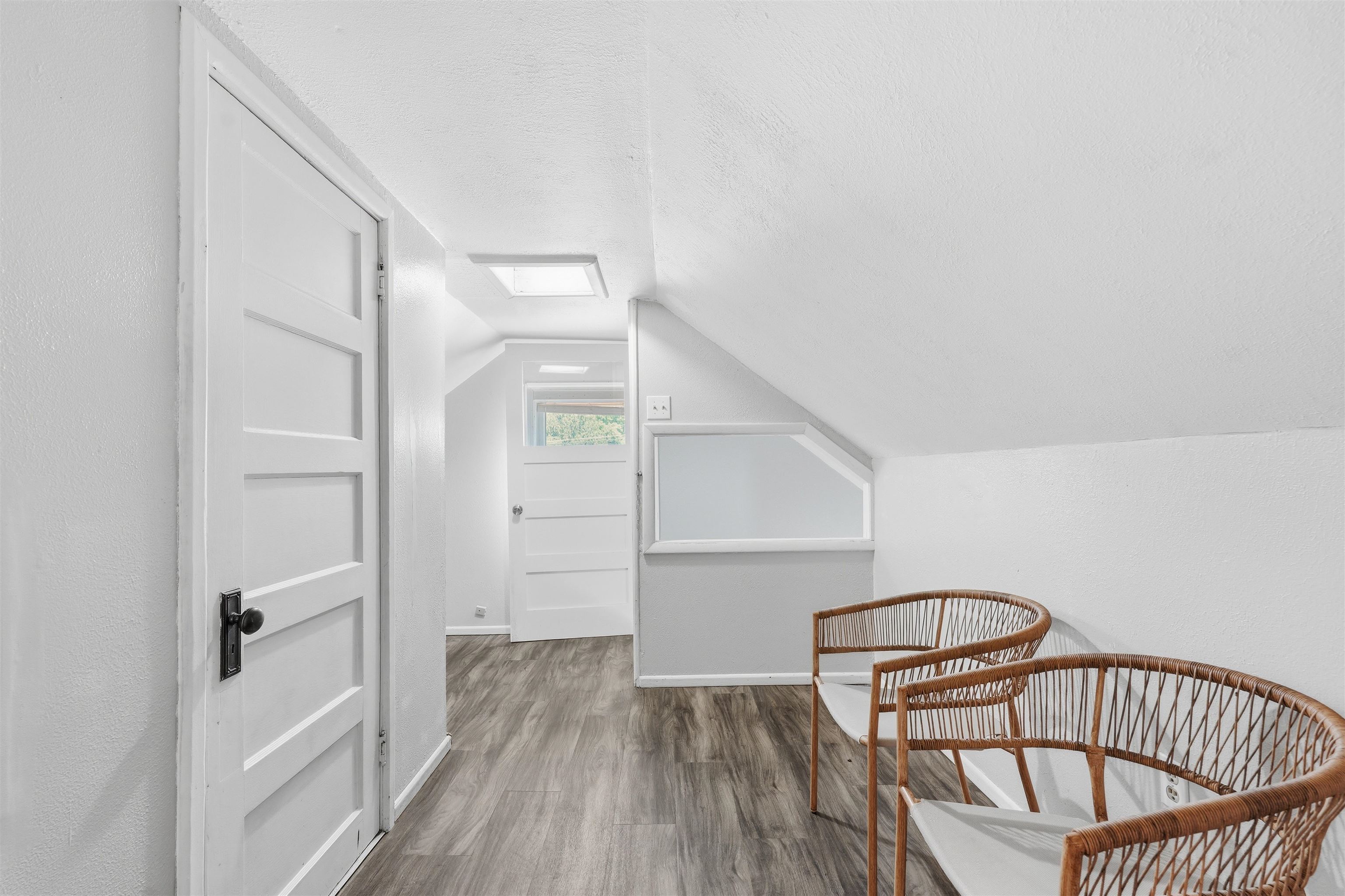 803 E 39TH Ave - Photo 21