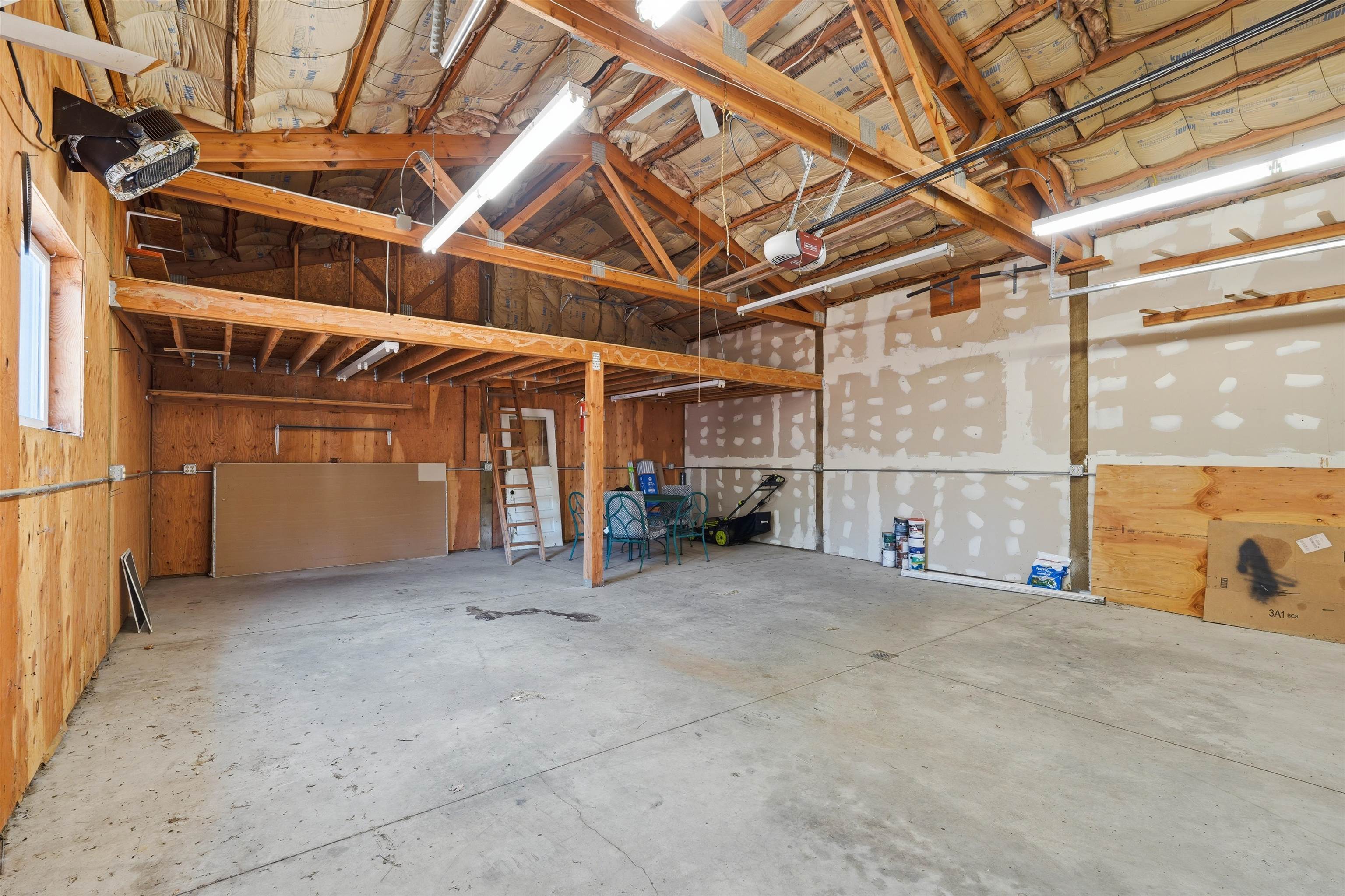 803 E 39TH Ave - Photo 30