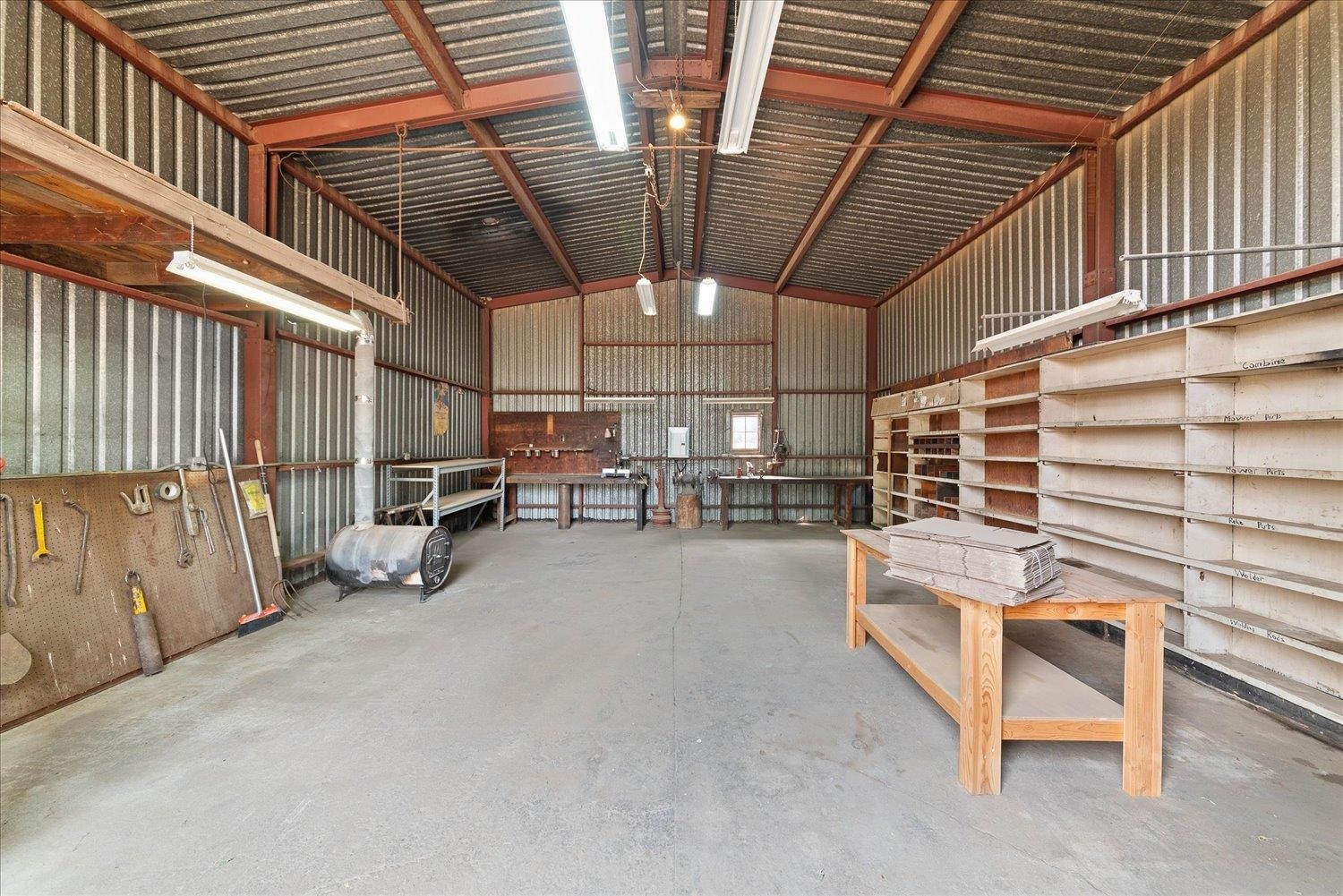 29105 S Cheney-Plaza Rd - Photo 43
