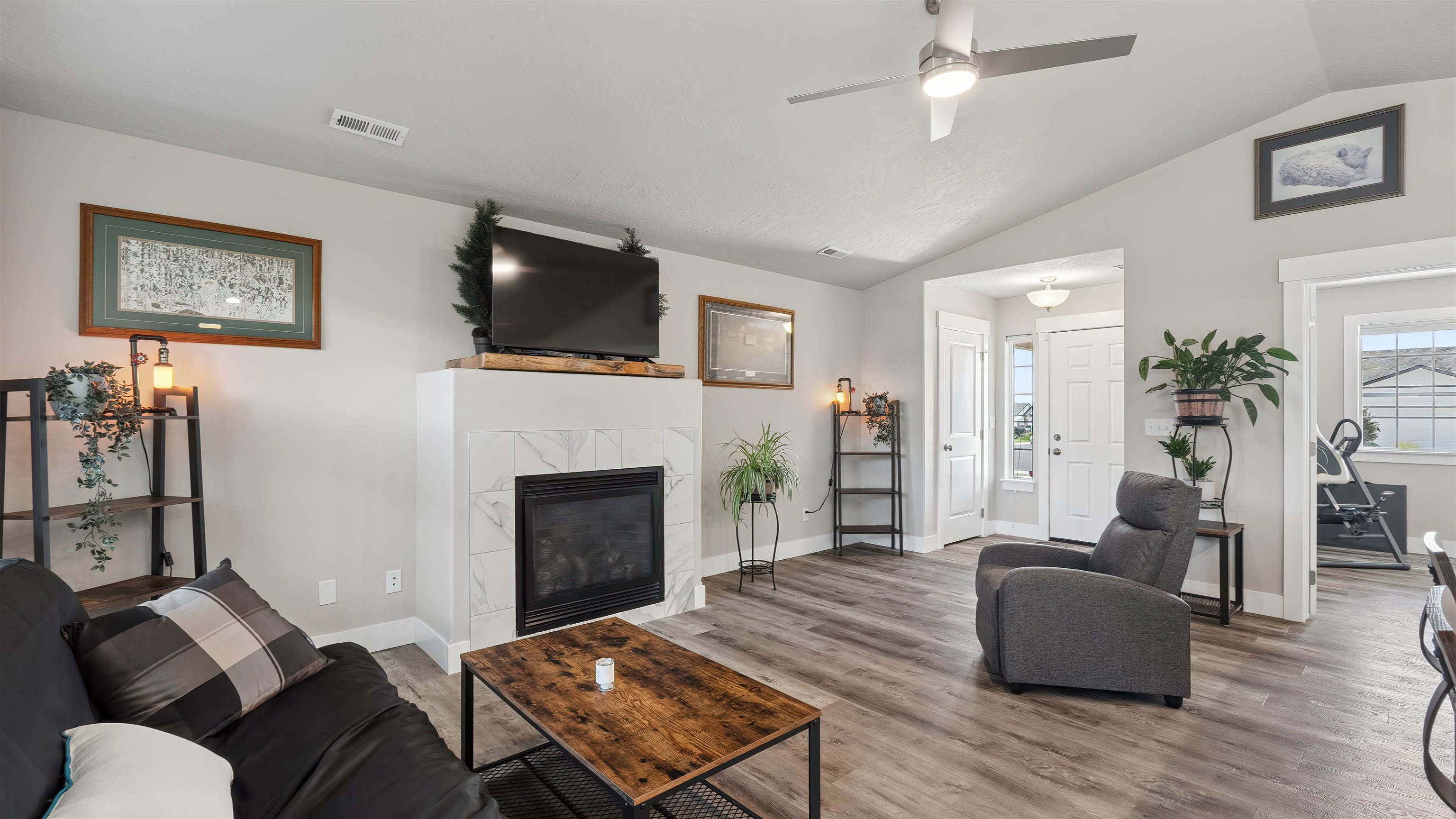 1609 E Marilyn Cir - Photo 7