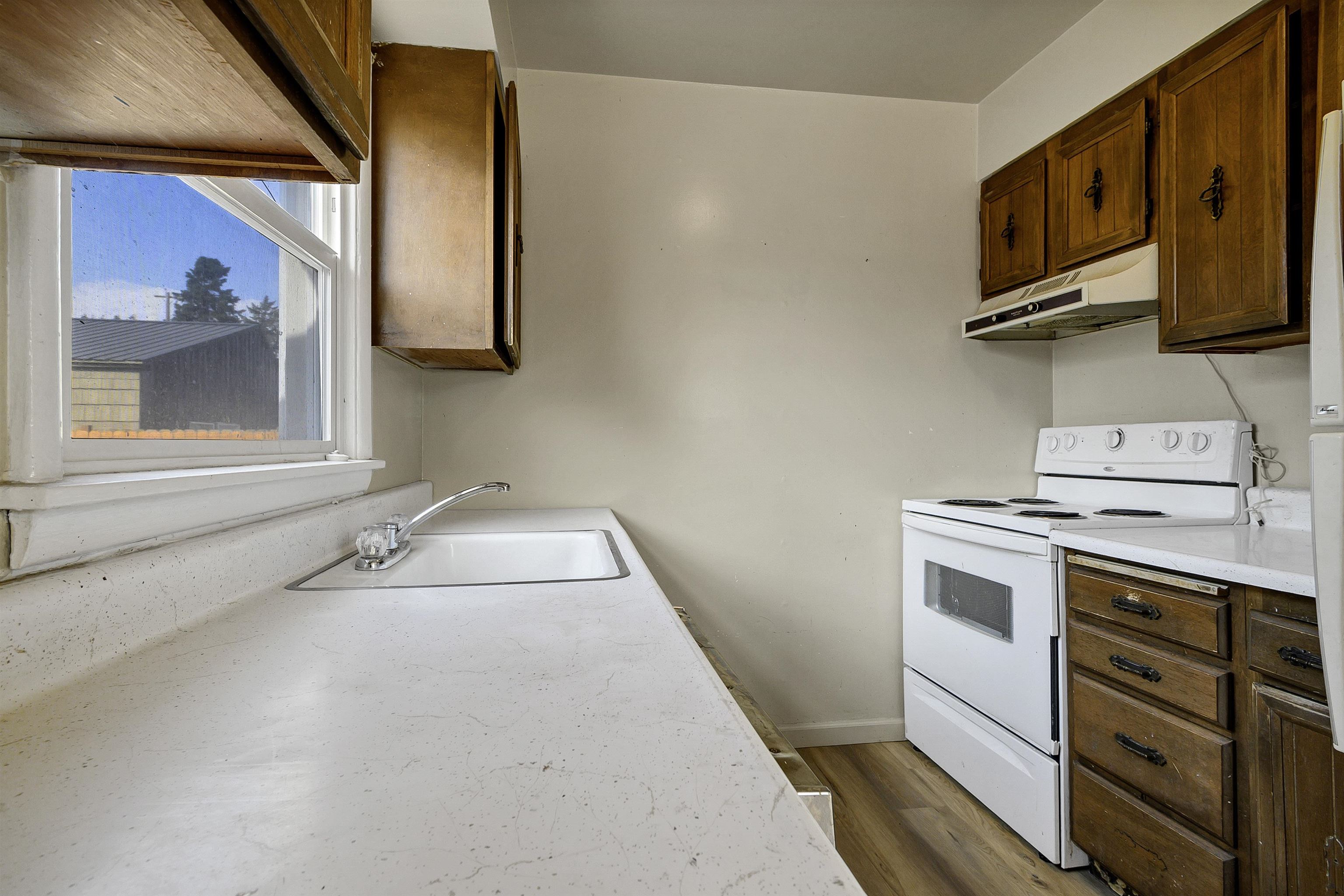 5003 W Hoffman Pl - Photo 9