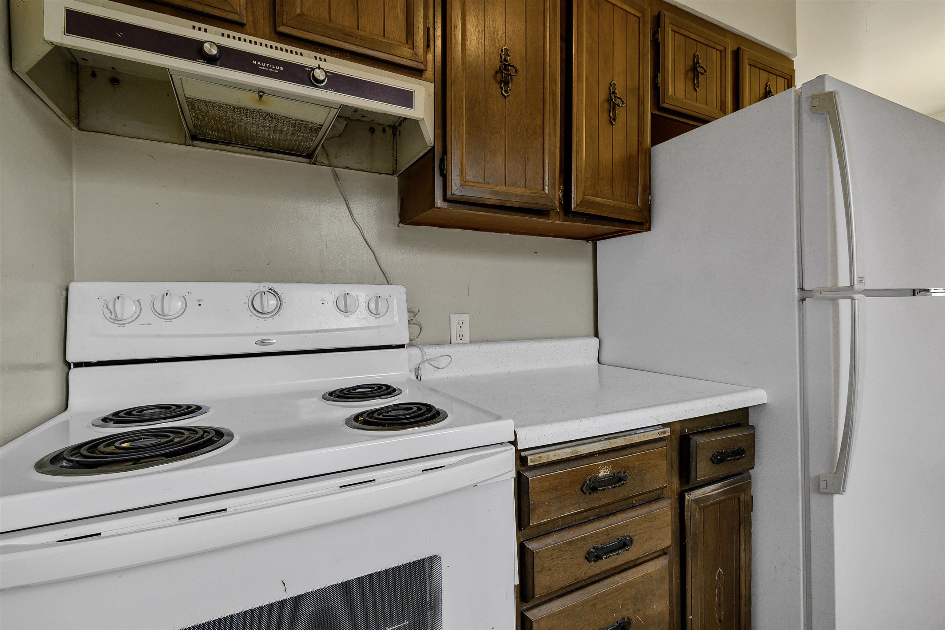 5003 W Hoffman Pl - Photo 10