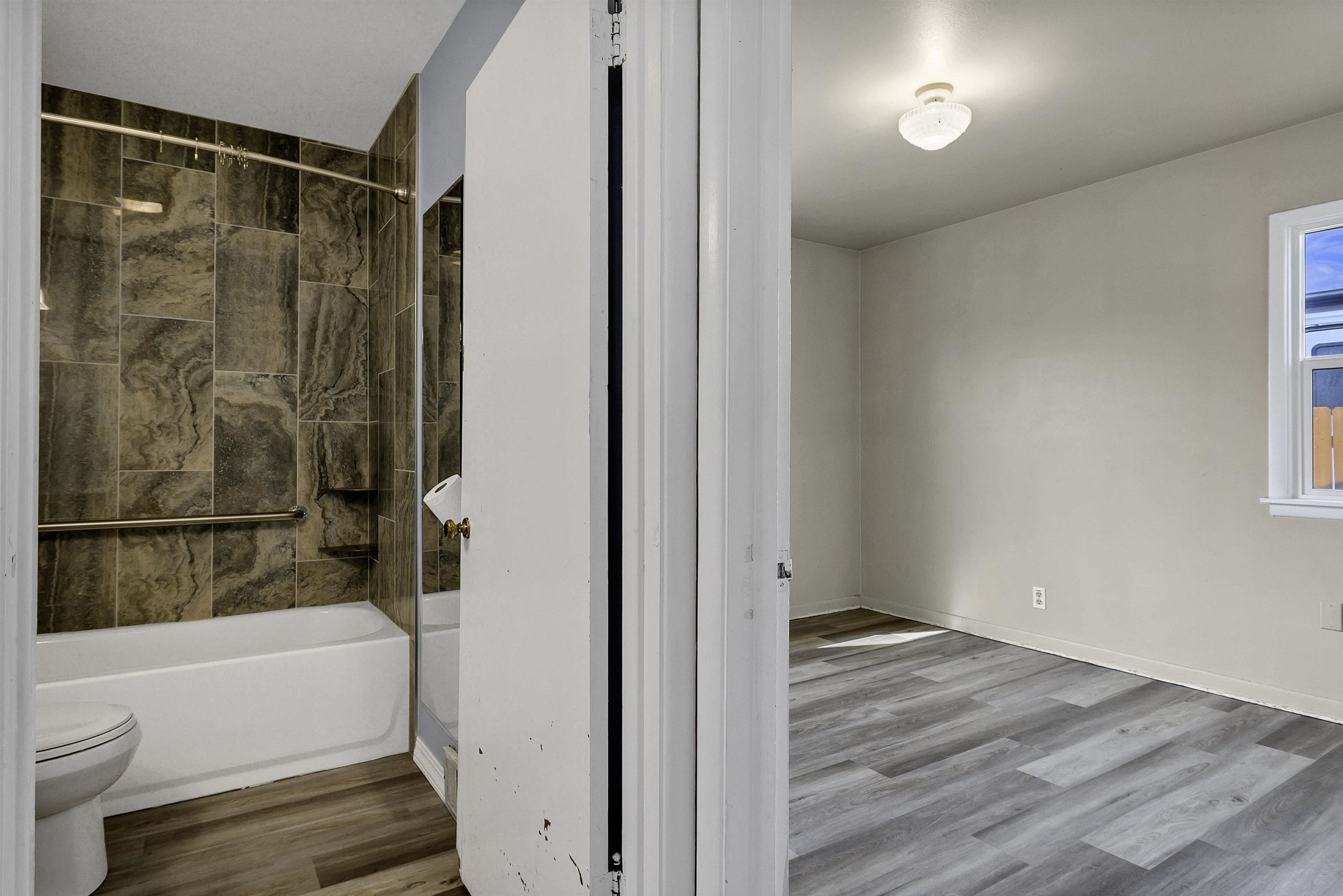 5003 W Hoffman Pl - Photo 13