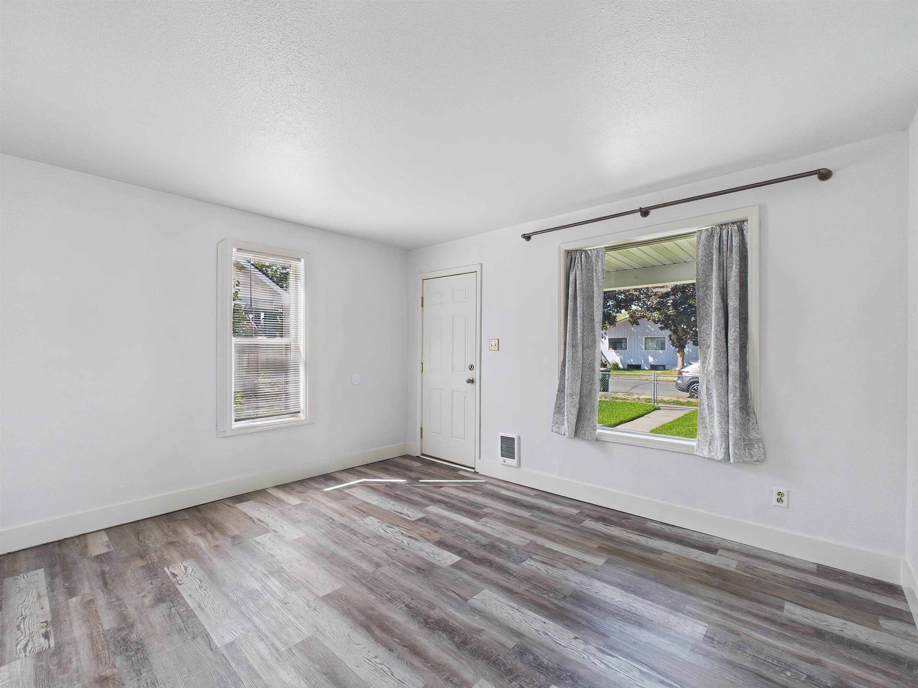 4812 N Nelson St - Photo 13