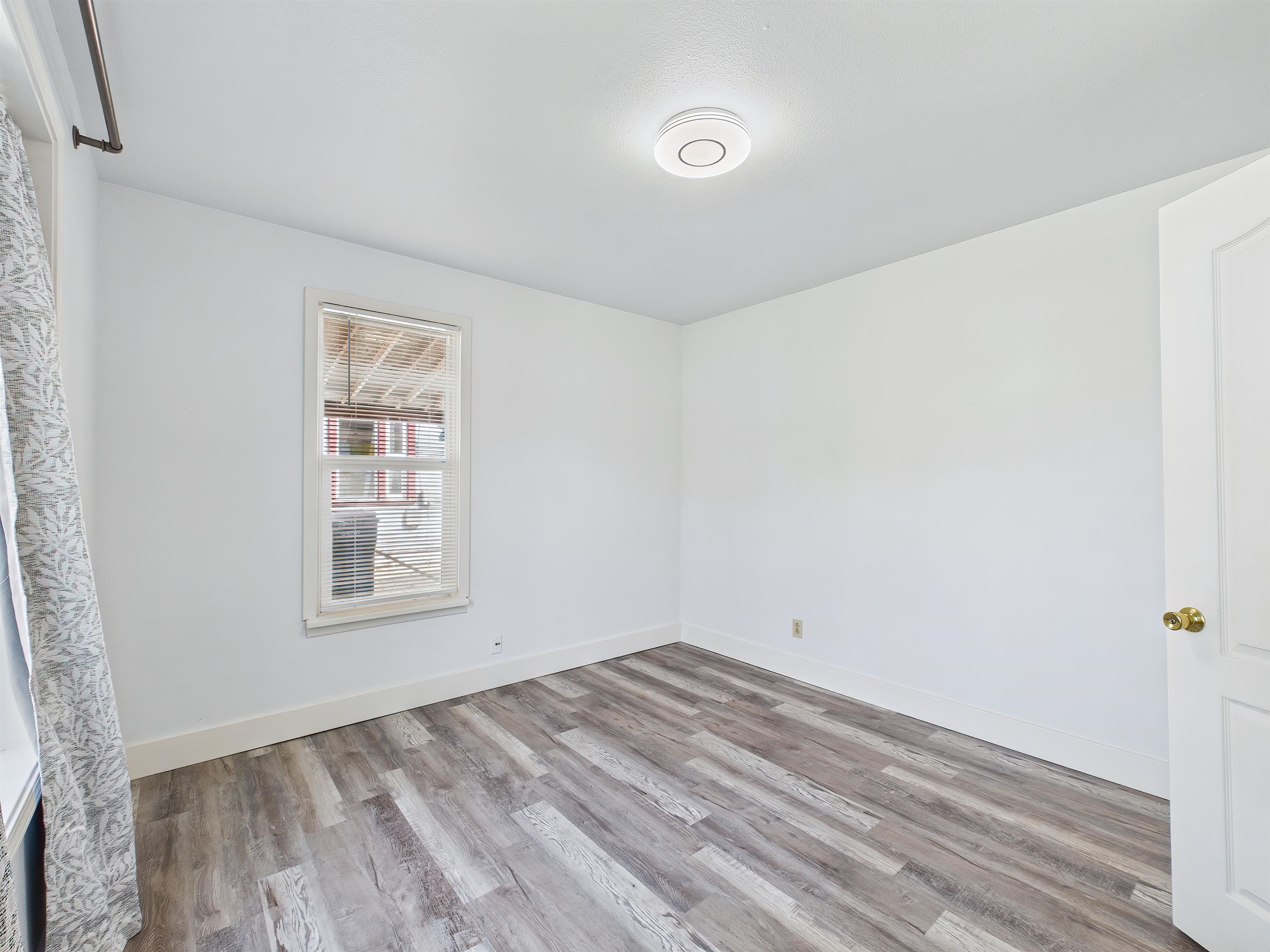 4812 N Nelson St - Photo 23