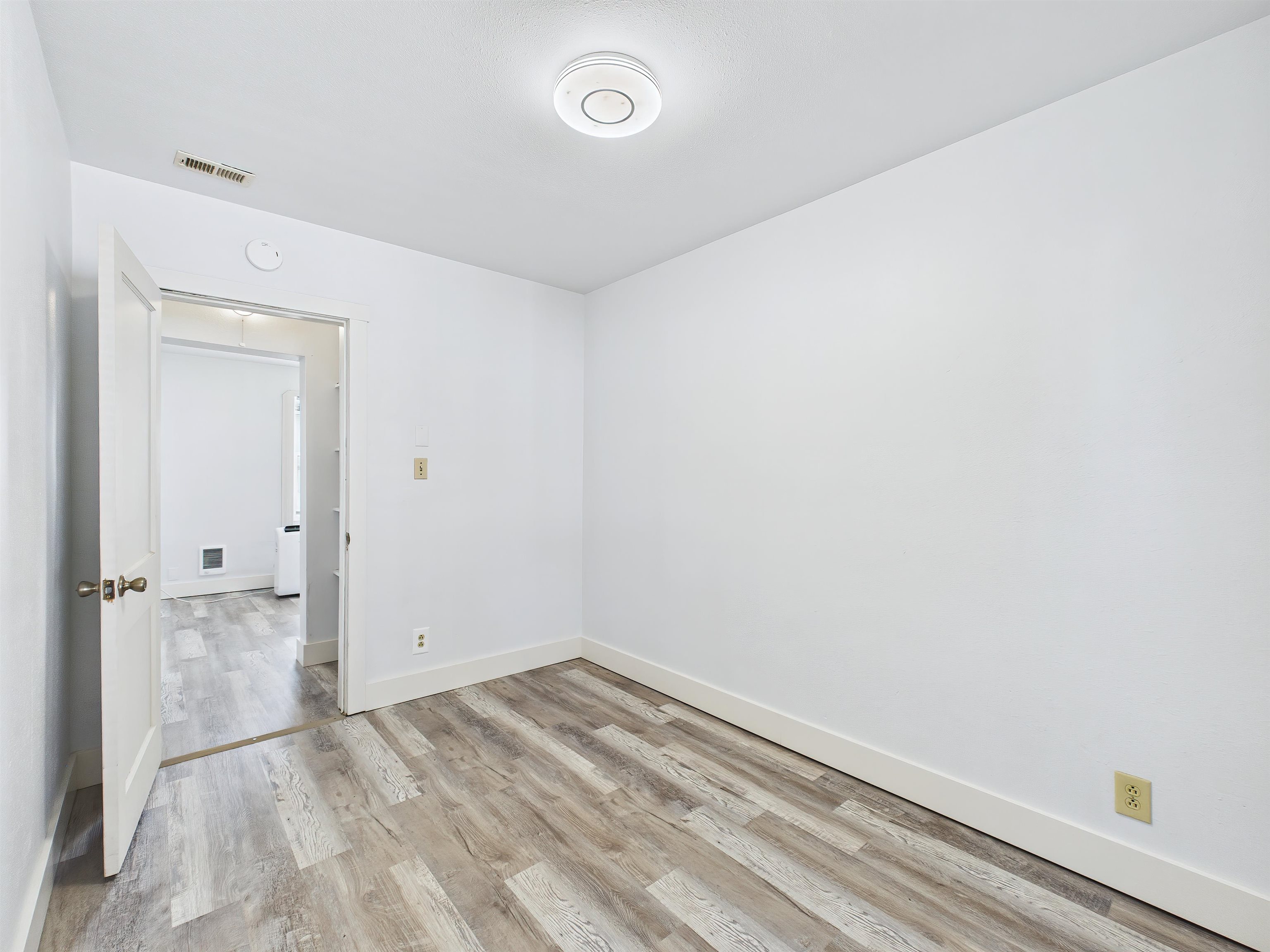 4812 N Nelson St - Photo 24