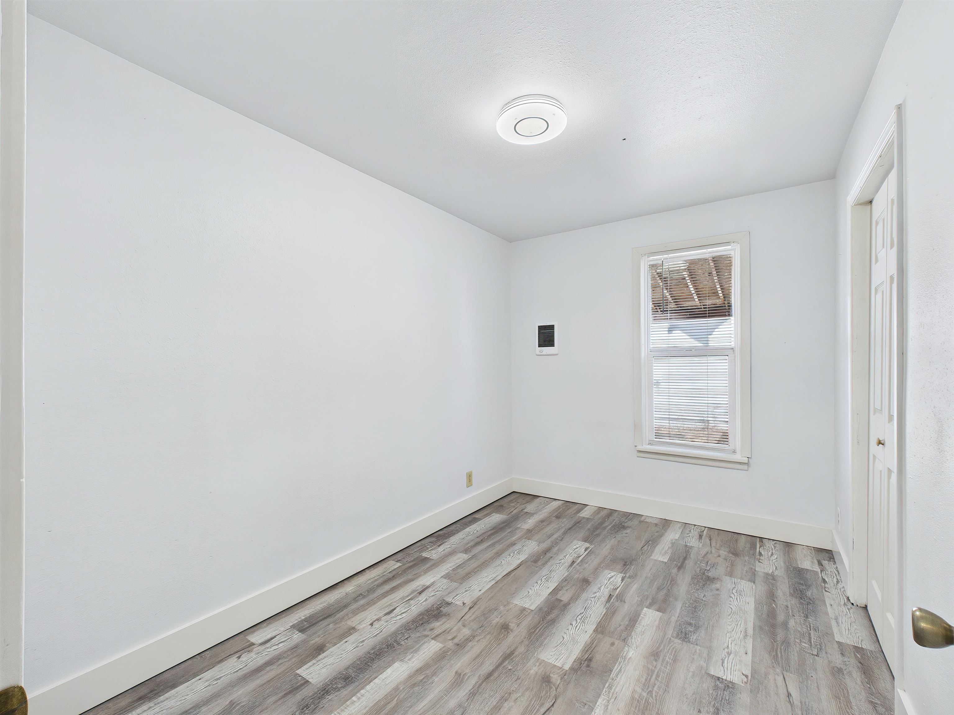 4812 N Nelson St - Photo 32